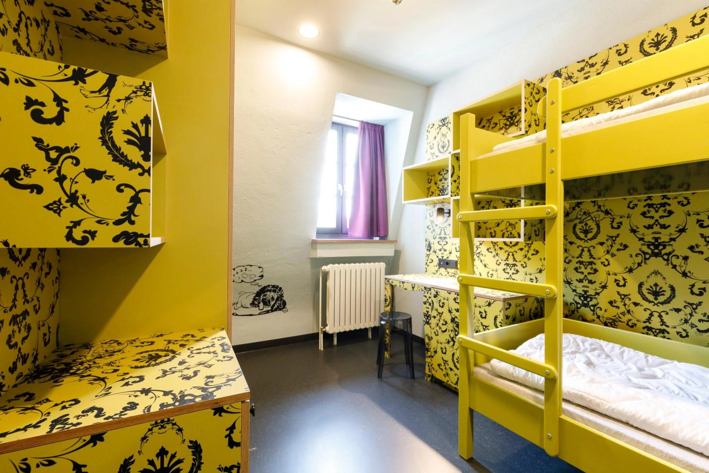 bunk bed, Bed in Youth Hostel Würzburg