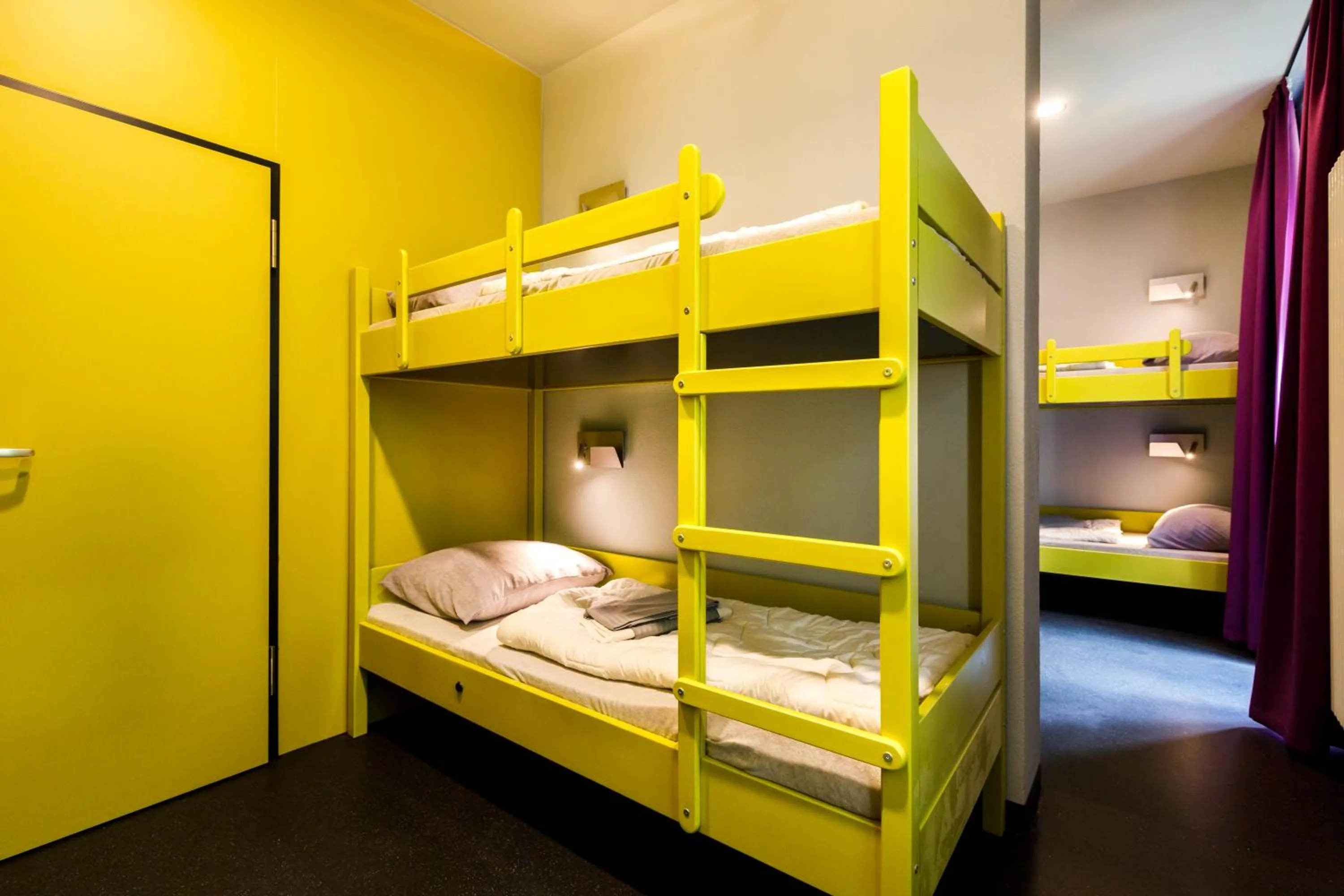 bunk bed, Bed in Youth Hostel Würzburg