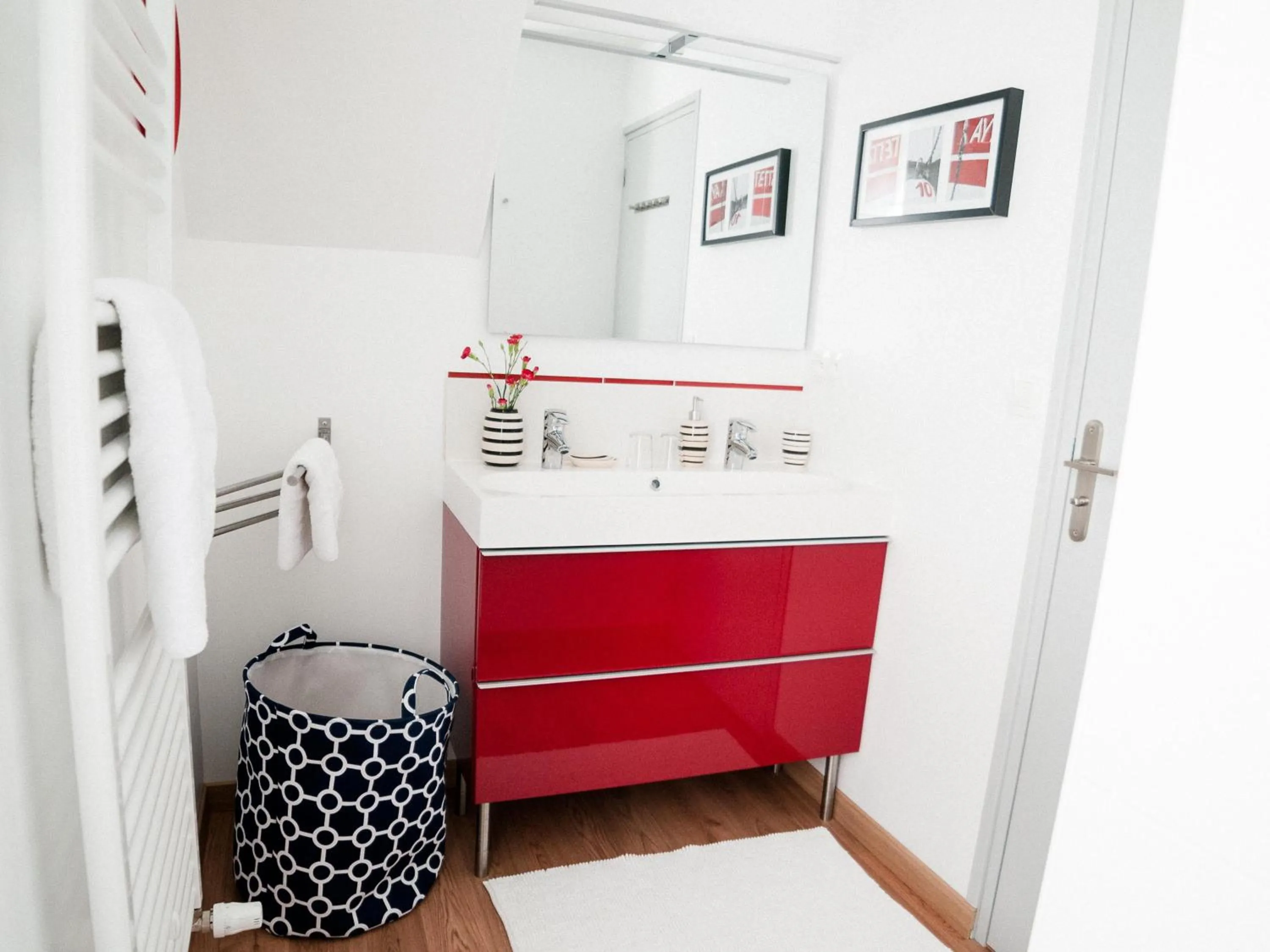 Bathroom in La Ferme d'Ervee de Saint-Roch