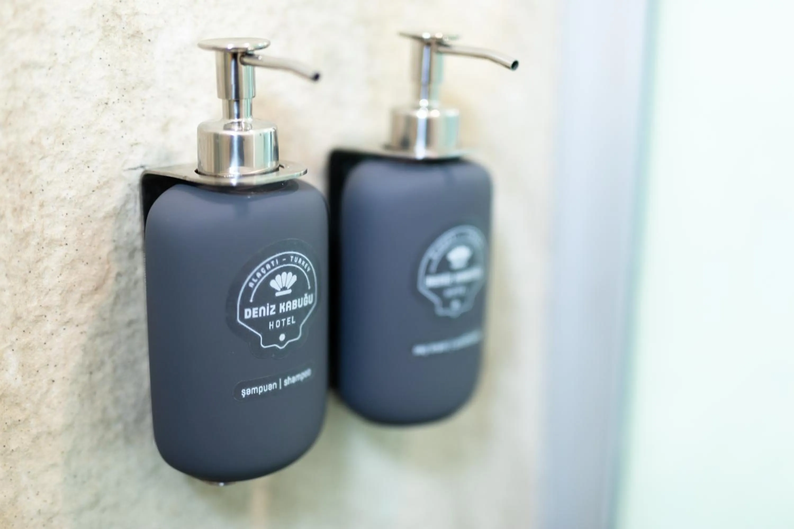 Bathroom in Deniz Kabugu Hotel