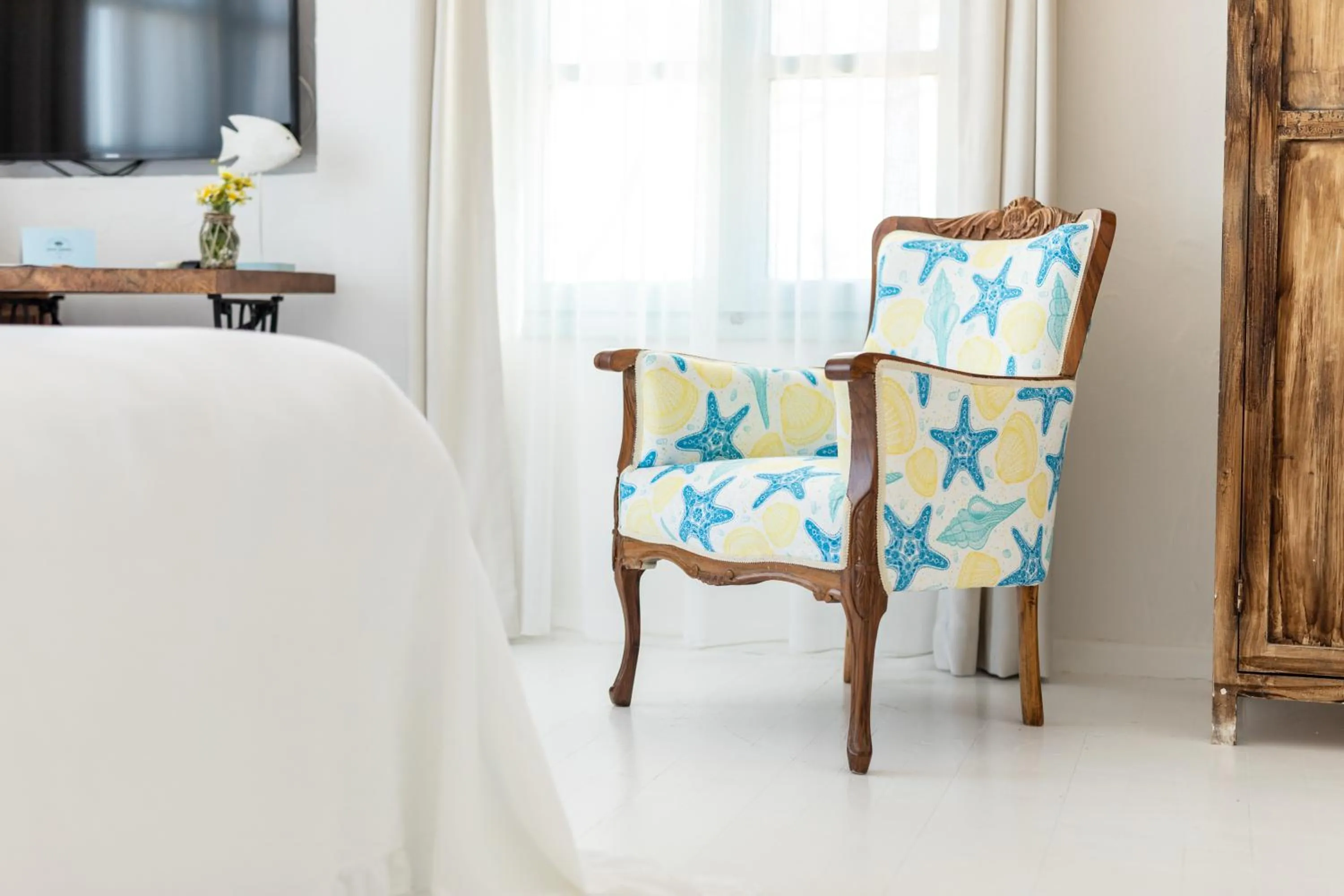 Seating area in Deniz Kabugu Hotel