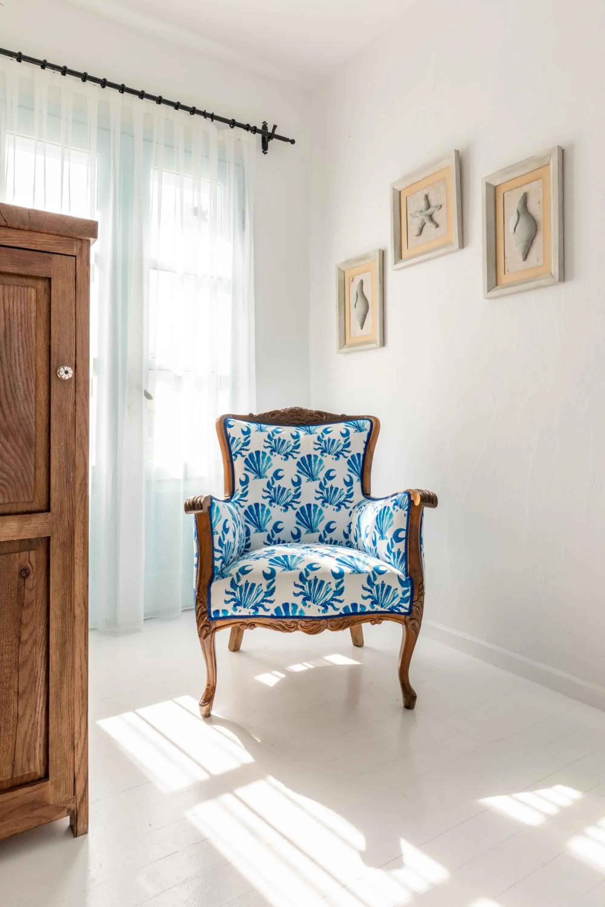 Seating area in Deniz Kabugu Hotel