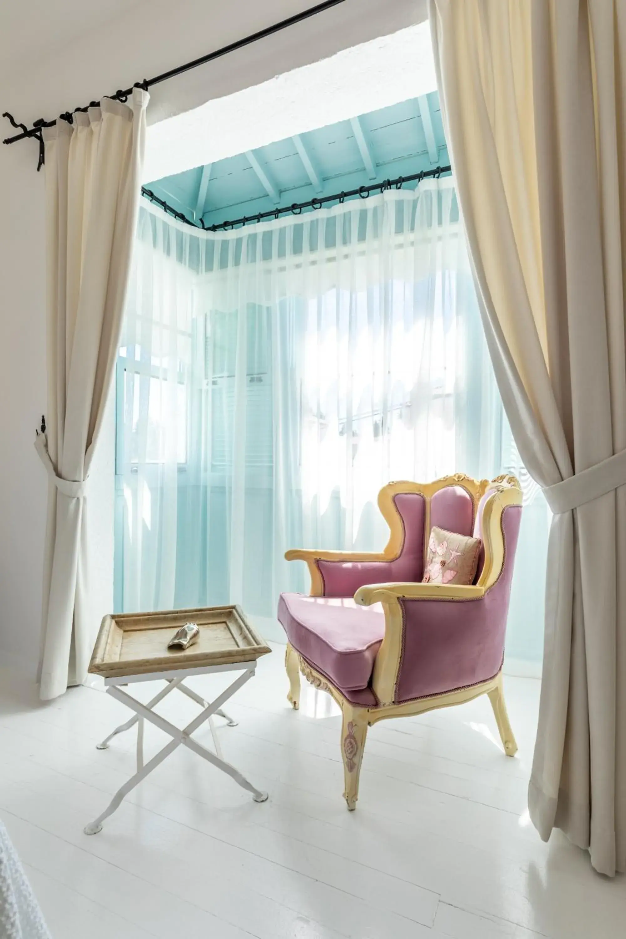 Decorative detail, Bed in Deniz Kabugu Hotel Decorative detail, Bed in Deniz Kabugu Hotel