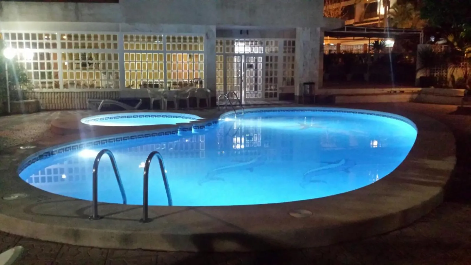 Swimming pool in Apartamentos Maria Victoria