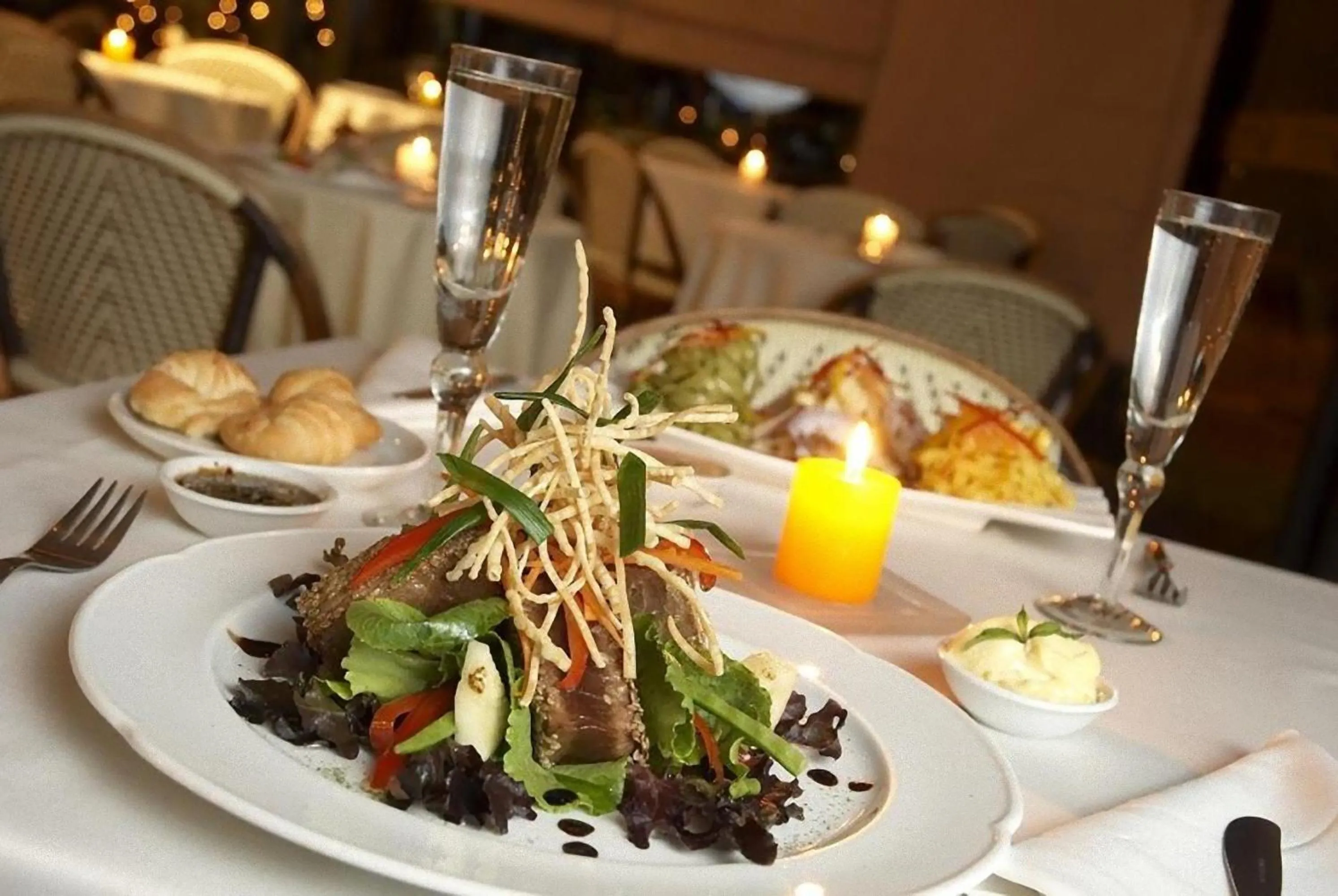 Food in Roosevelt Hotel & Suites