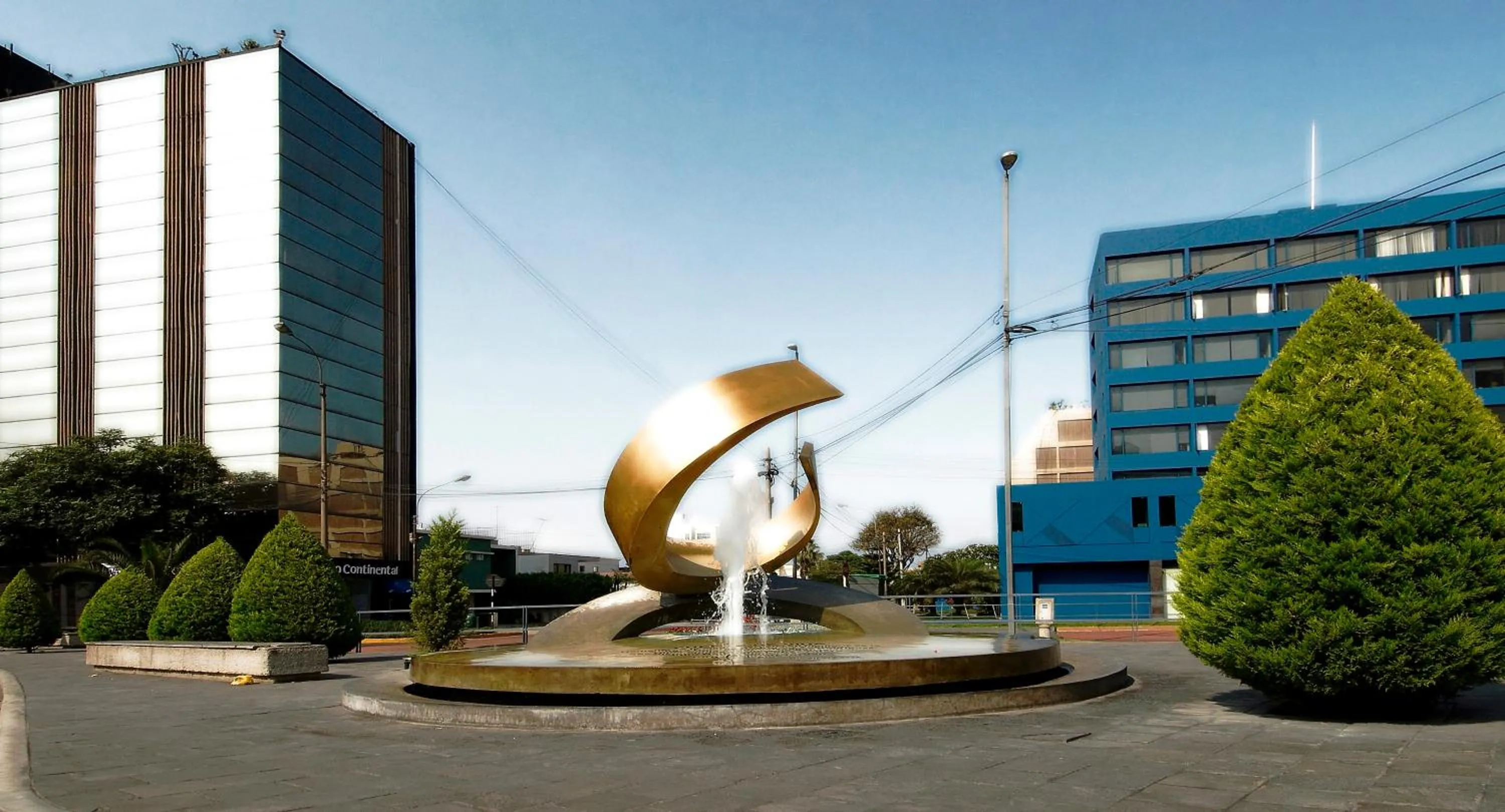 Area and facilities in Roosevelt Hotel & Suites