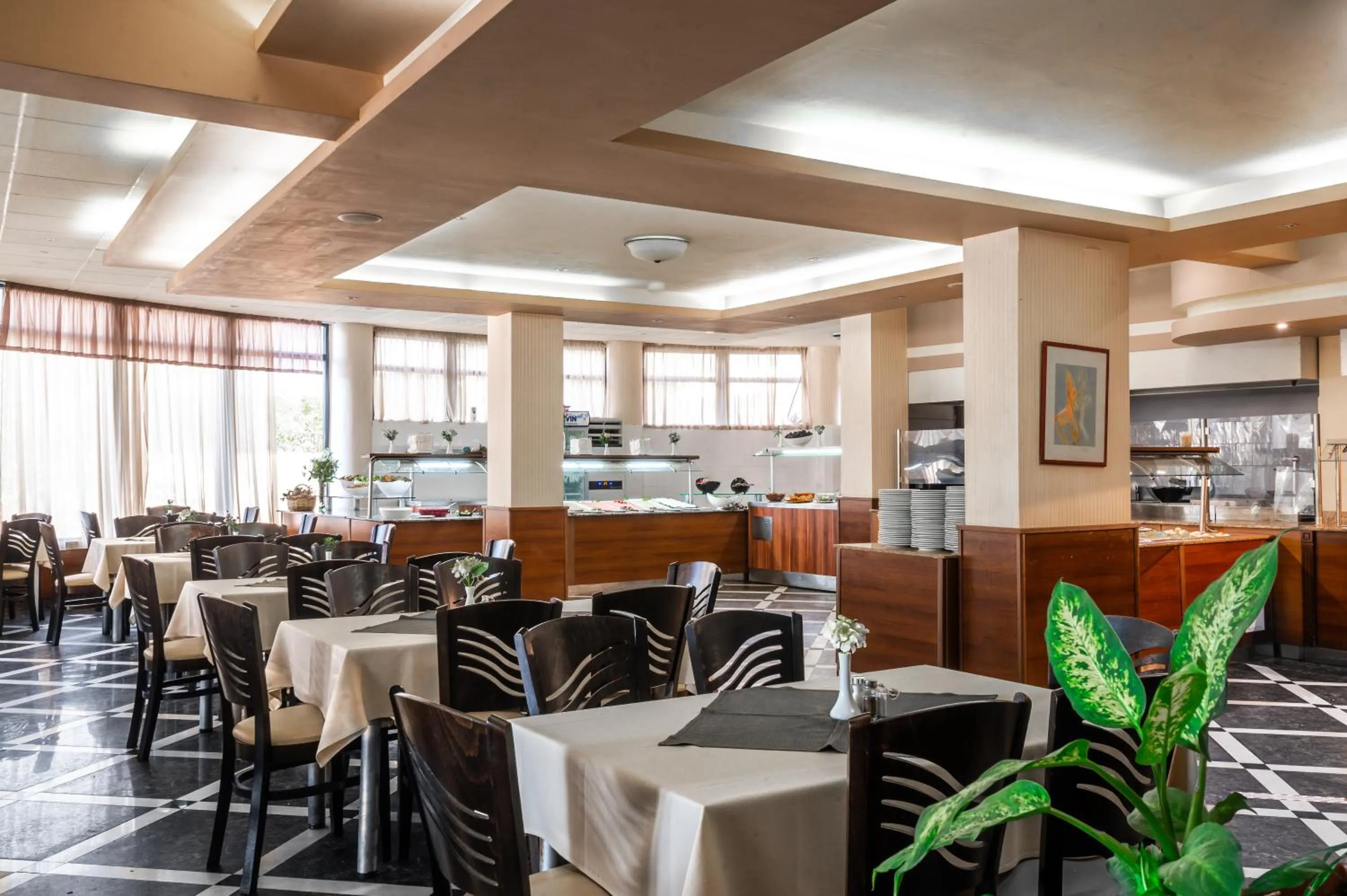 Restaurant/places to eat in ELPIDA Hotel - All Inclusive & Beach Front