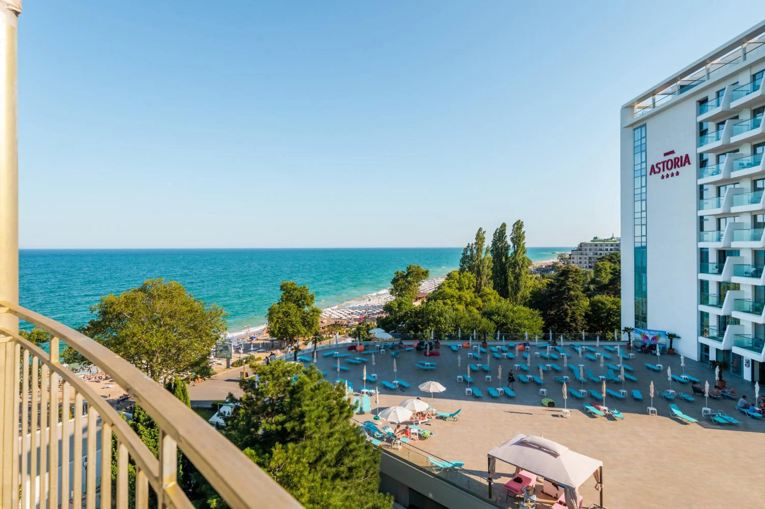 Day in ELPIDA Hotel - All Inclusive & Beach Front