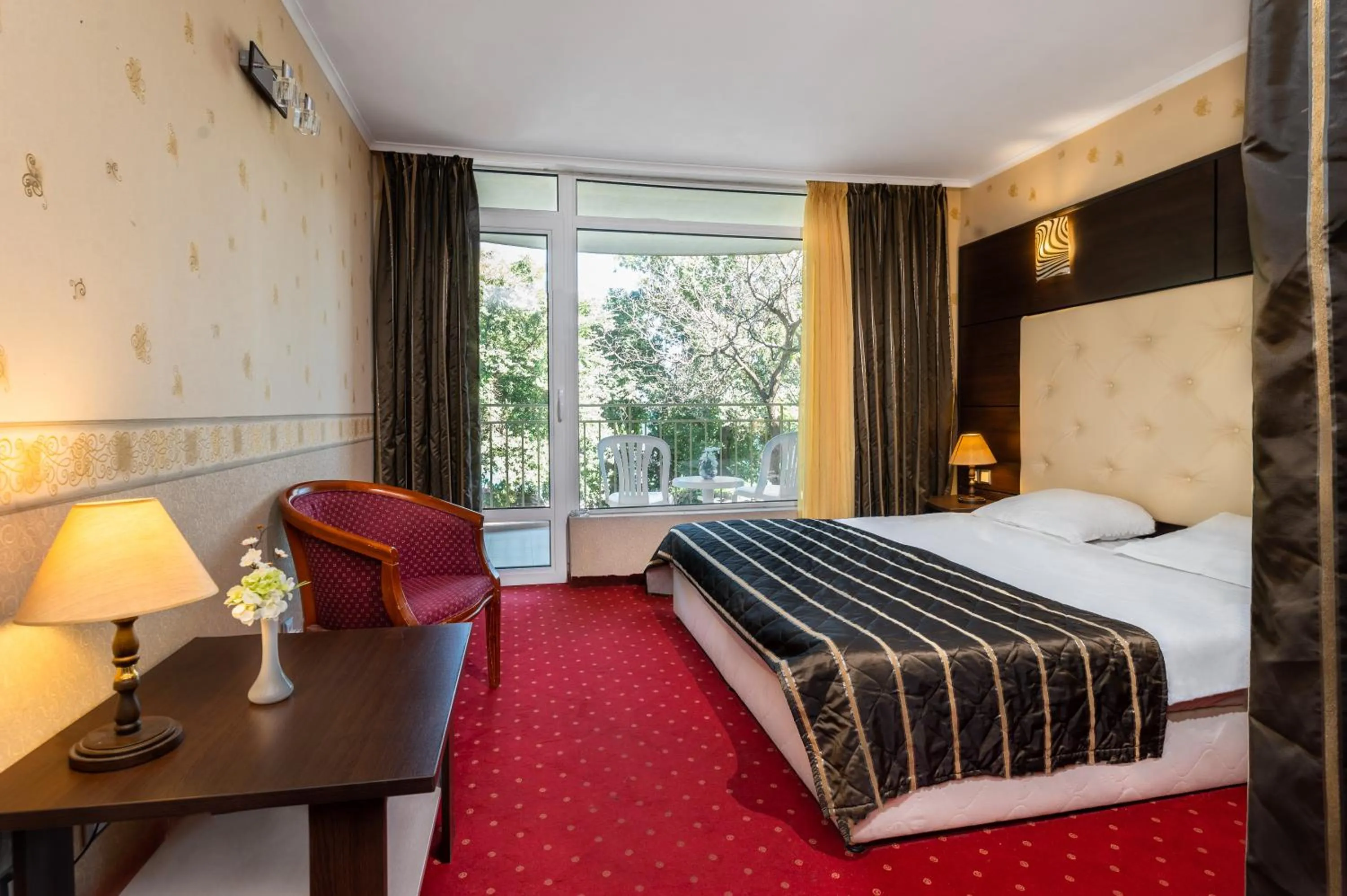 Bed in ELPIDA Hotel - All Inclusive & Beach Front