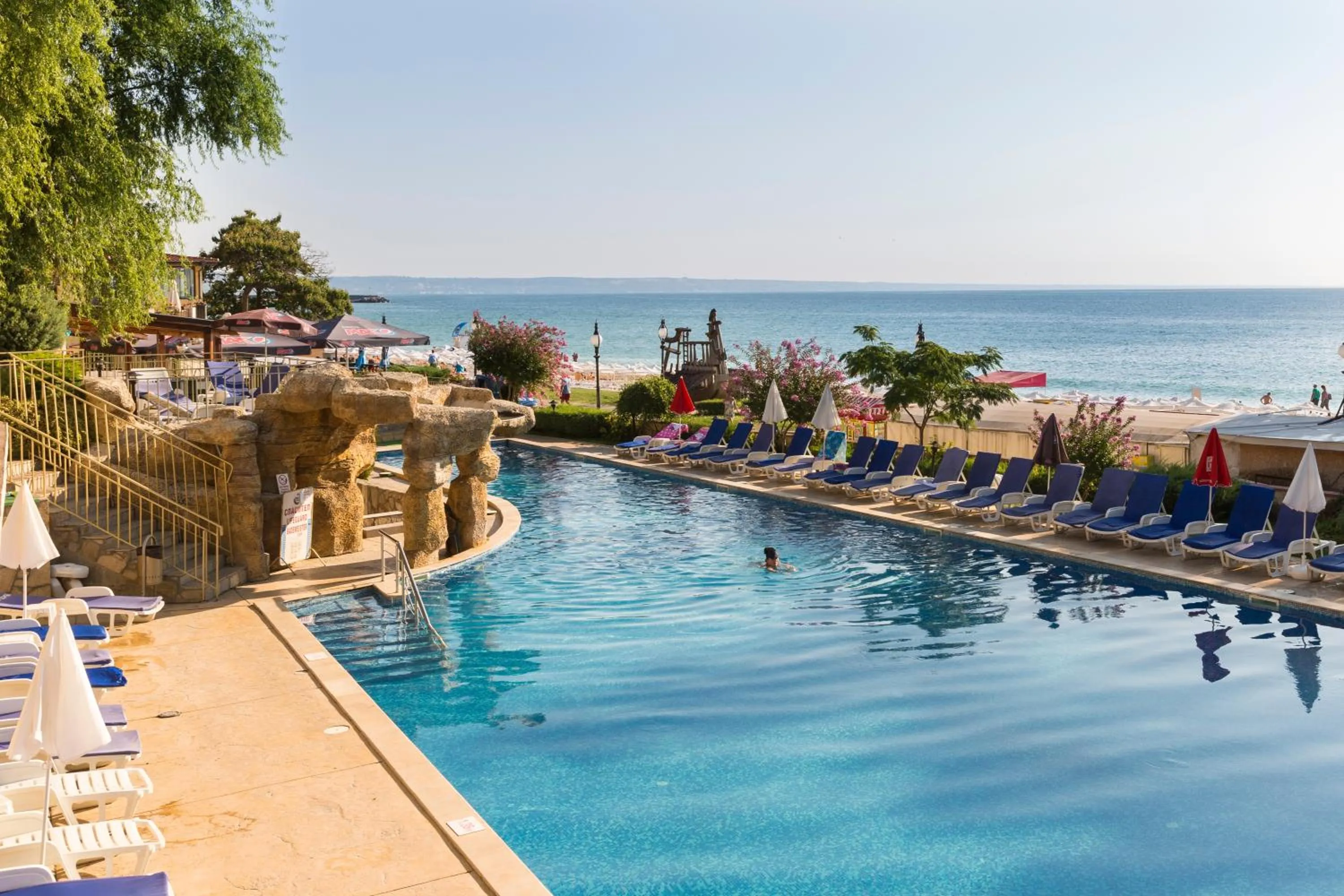 Day in ELPIDA Hotel - All Inclusive & Beach Front
