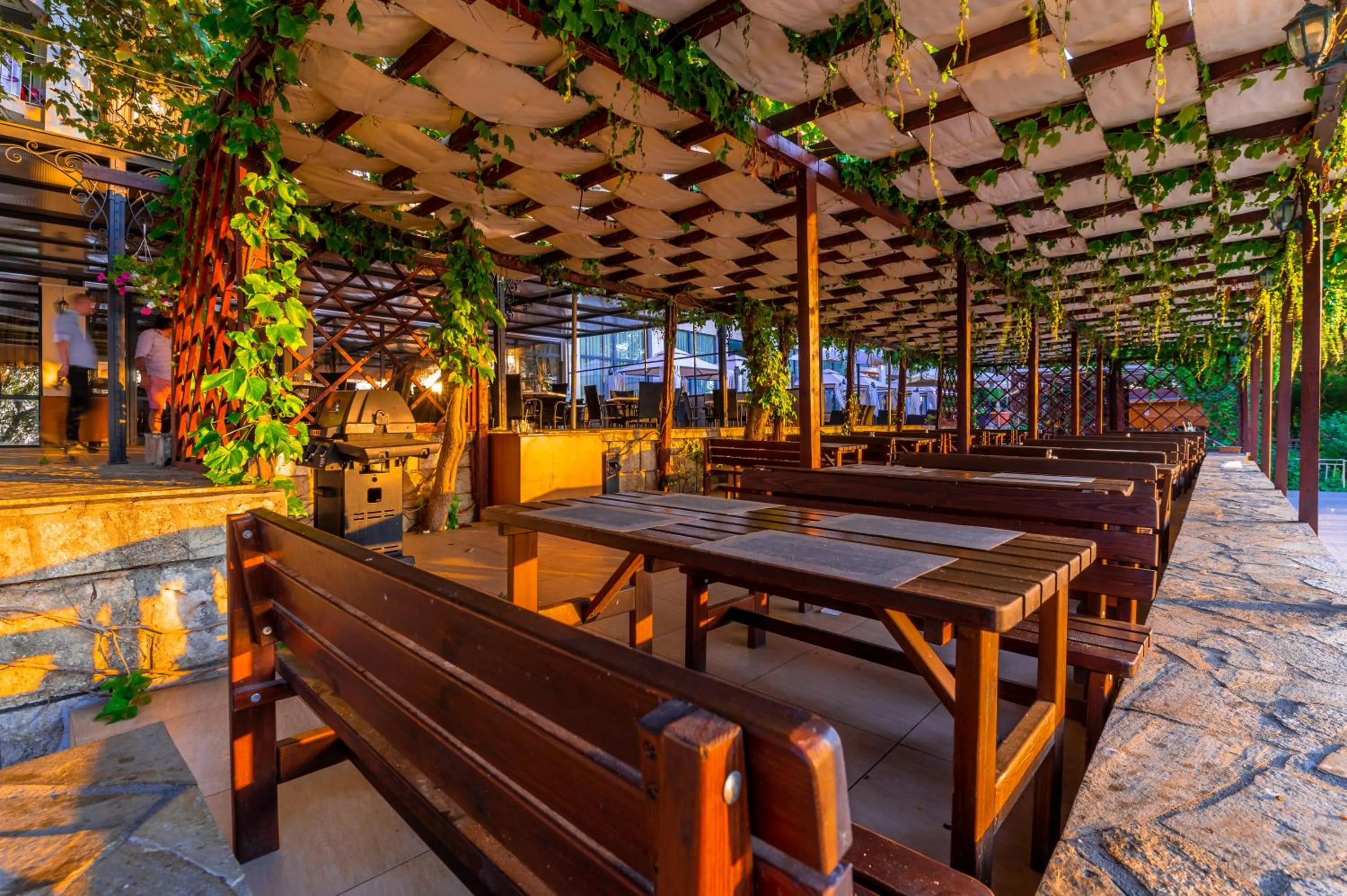 Restaurant/places to eat in ELPIDA Hotel - All Inclusive & Beach Front