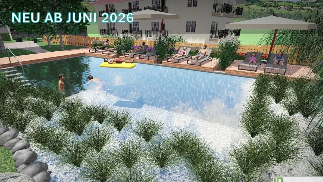 Swimming pool in Hotel Hubertus