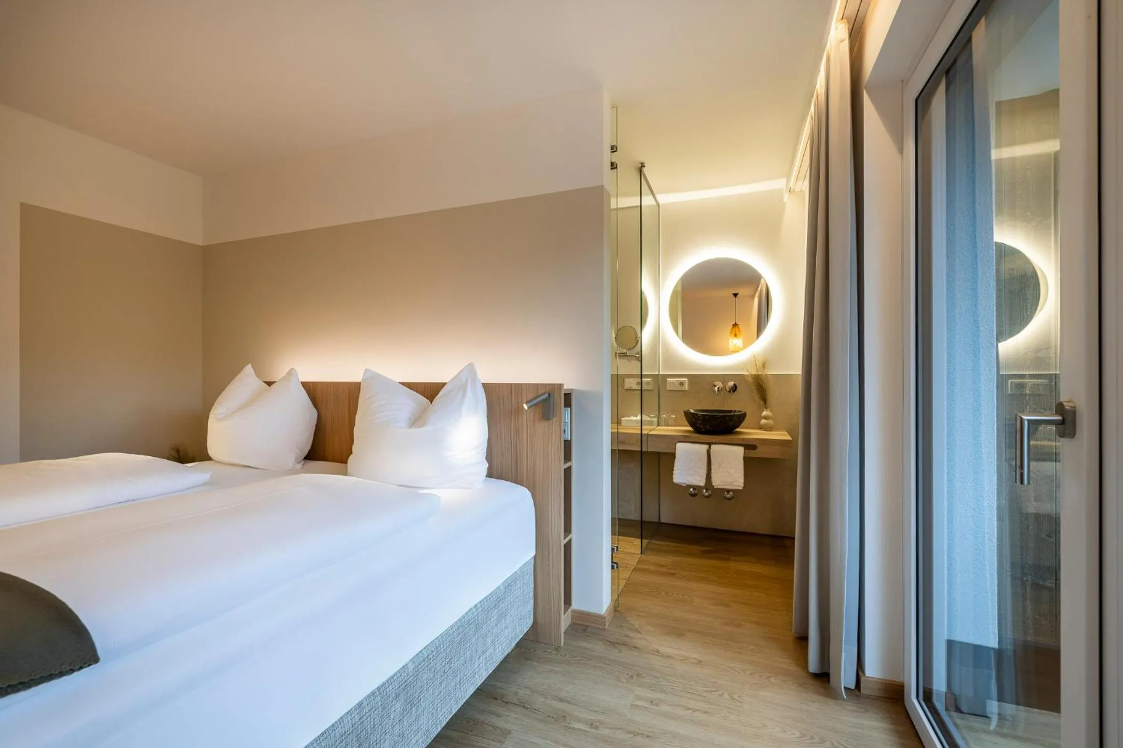 Photo of the whole room, Bed in Hotel Hubertus