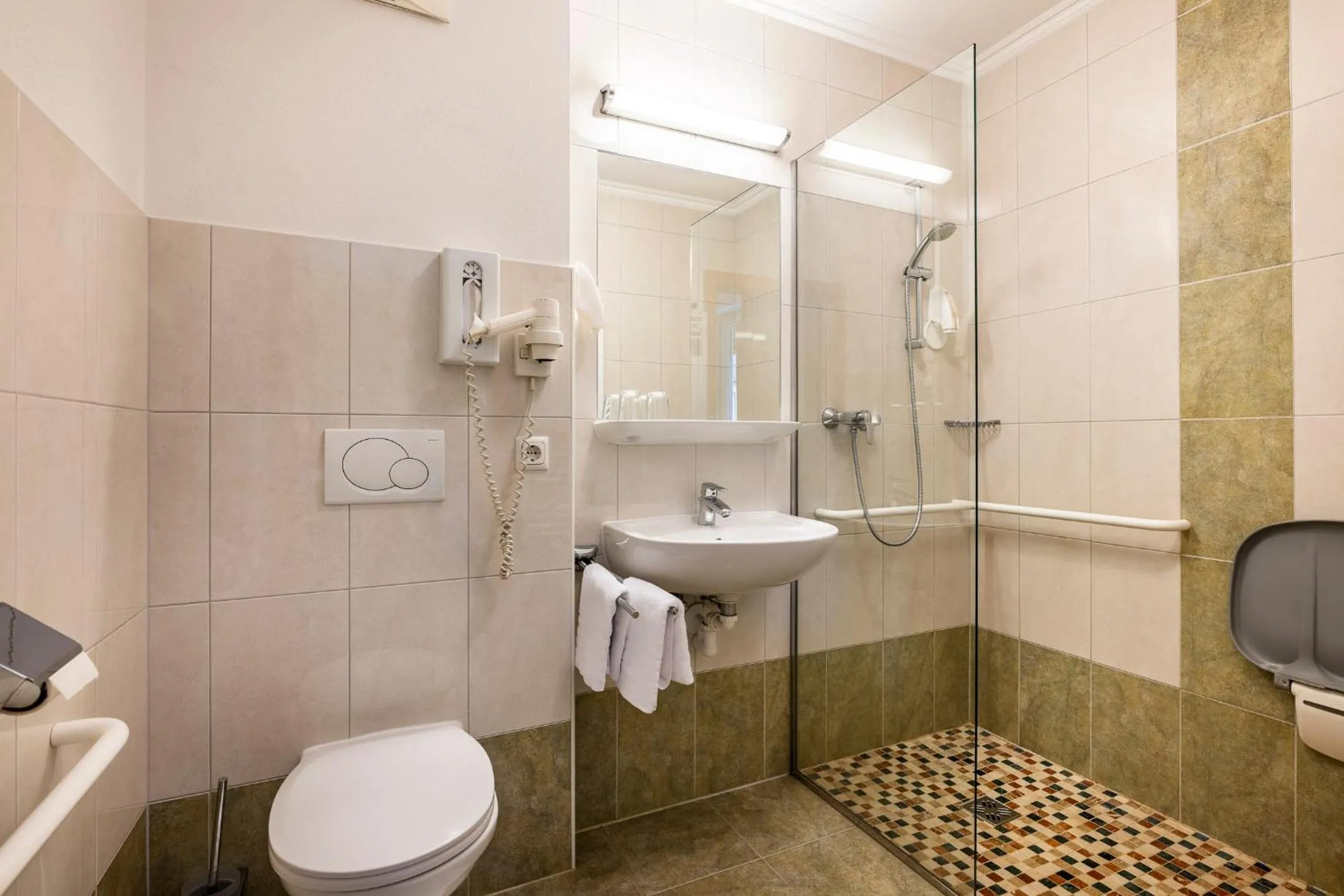 Bathroom in Hotel Hubertus