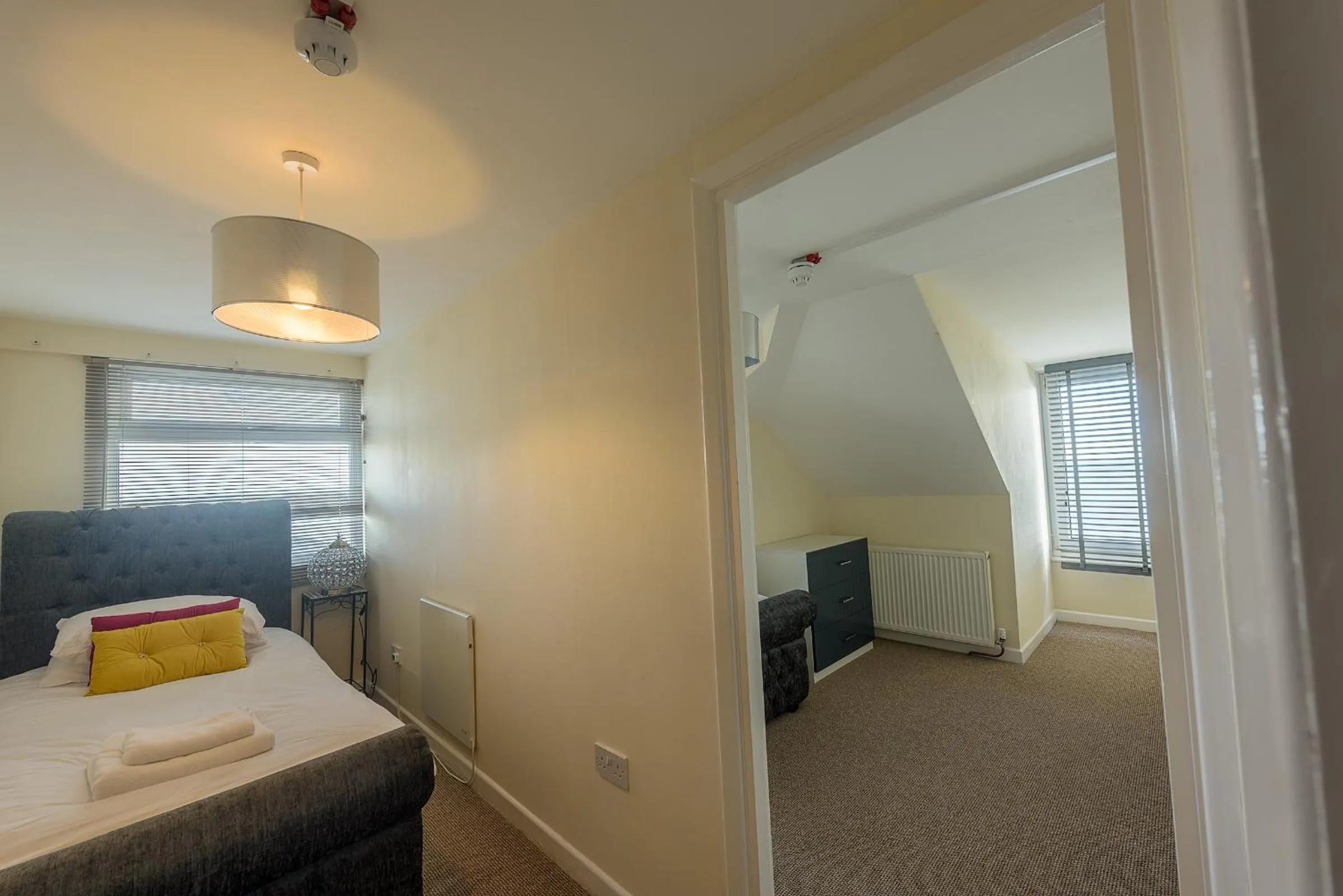 Bed in Villa Mentone Hotel