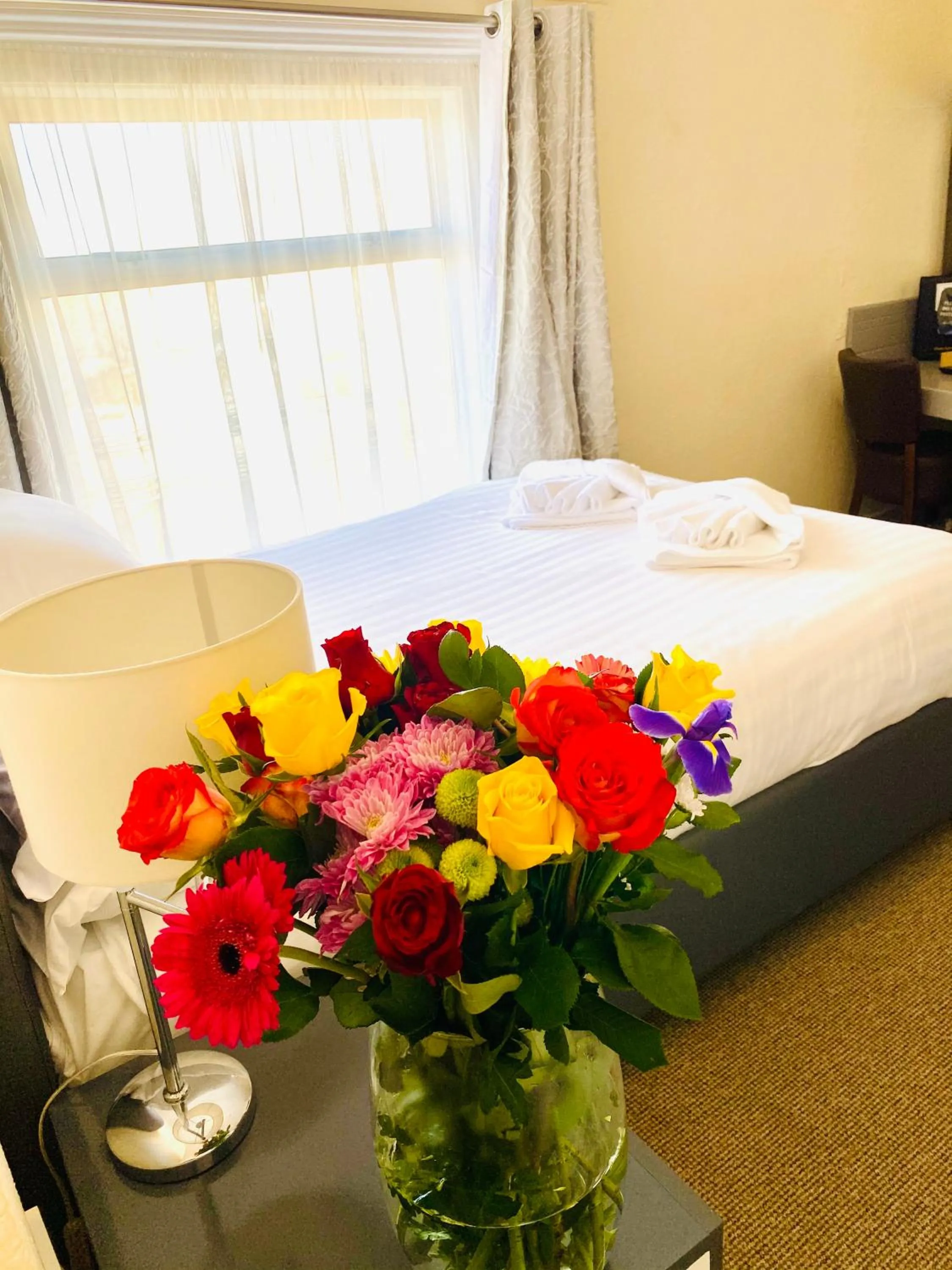 Bed in Villa Mentone Hotel