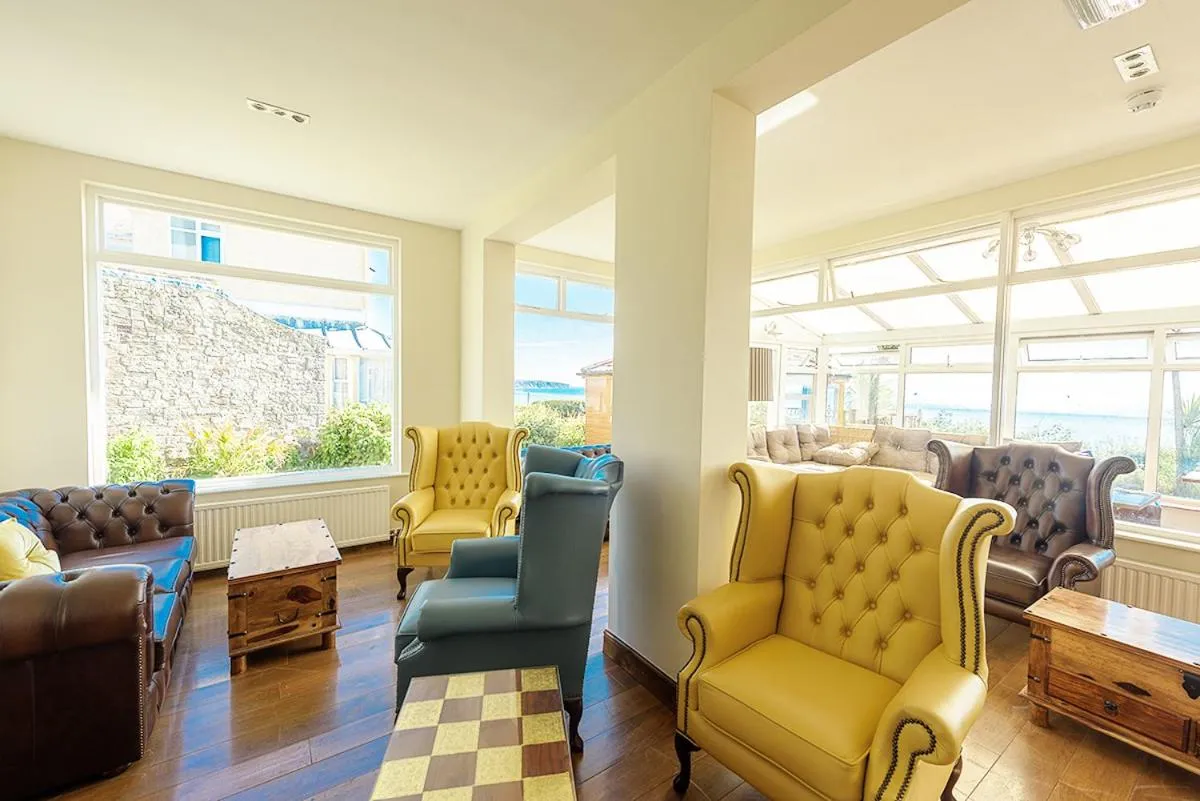 Breakfast in Villa Mentone Hotel