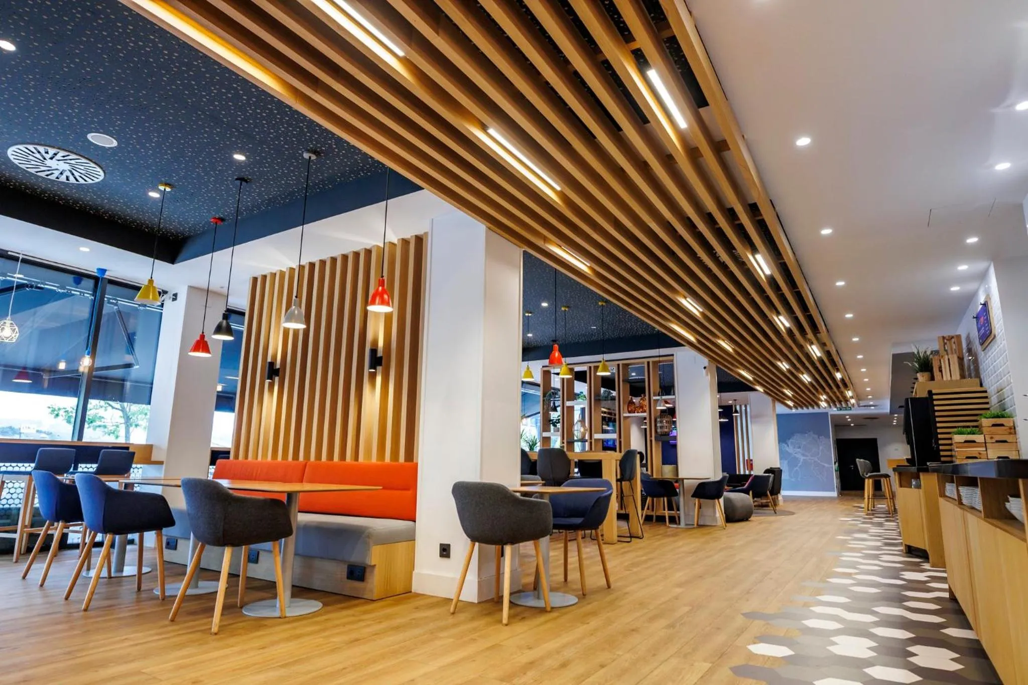 Breakfast in Holiday Inn Express Bilbao Airport by IHG