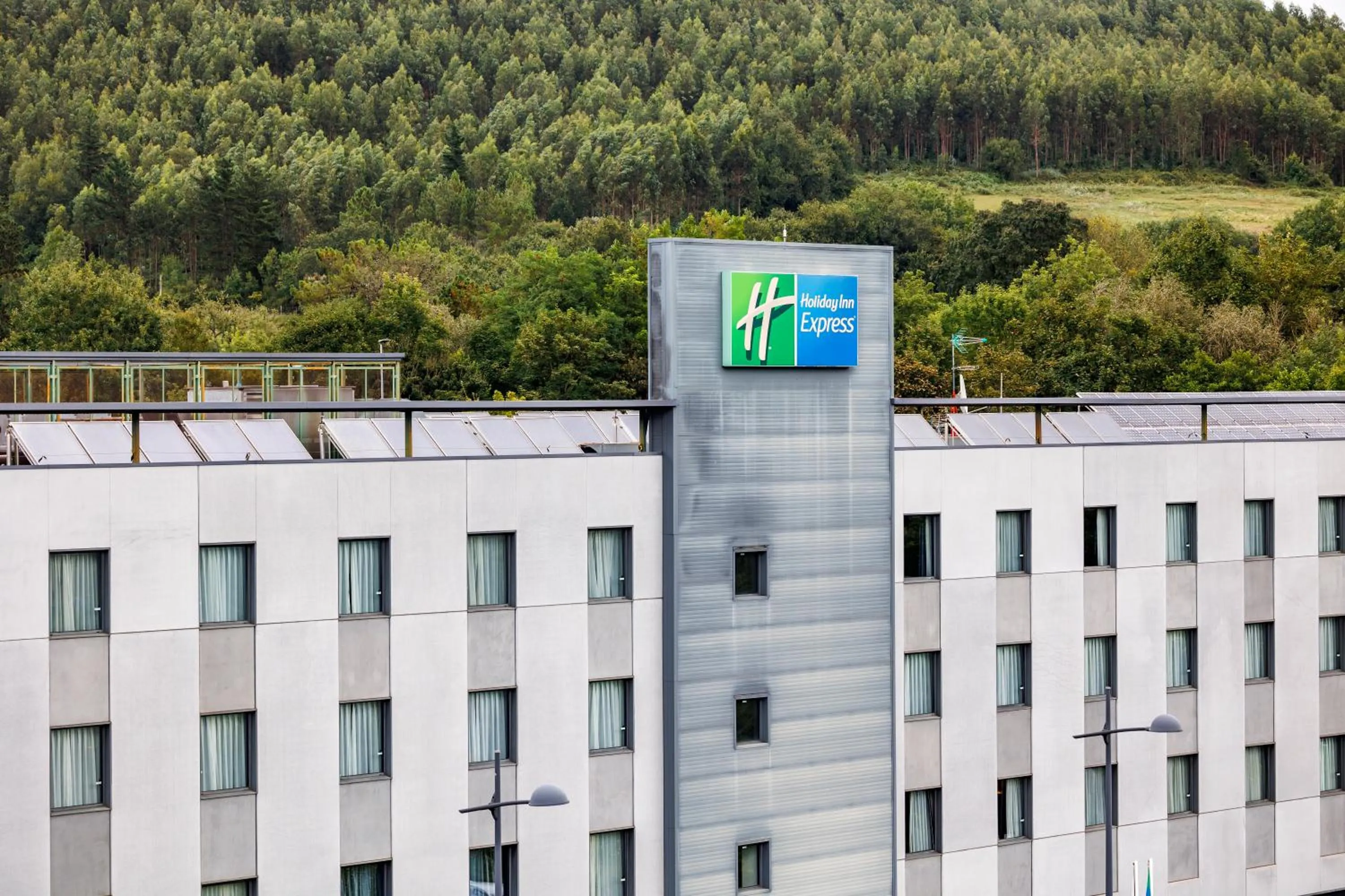 Facade/entrance in Holiday Inn Express Bilbao Airport by IHG