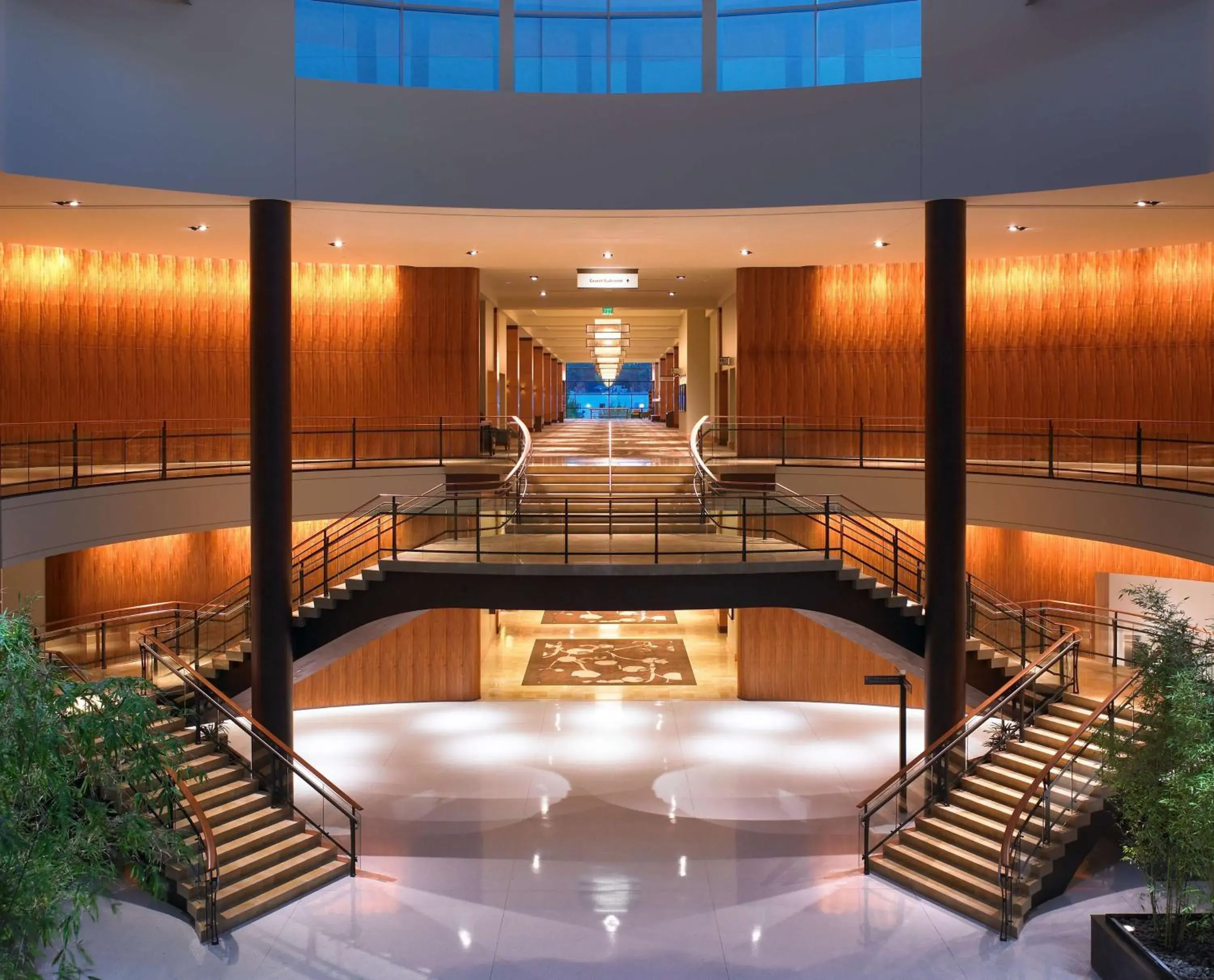 Lobby or reception in Hyatt Regency Bellevue Lobby or reception in Hyatt Regency Bellevue