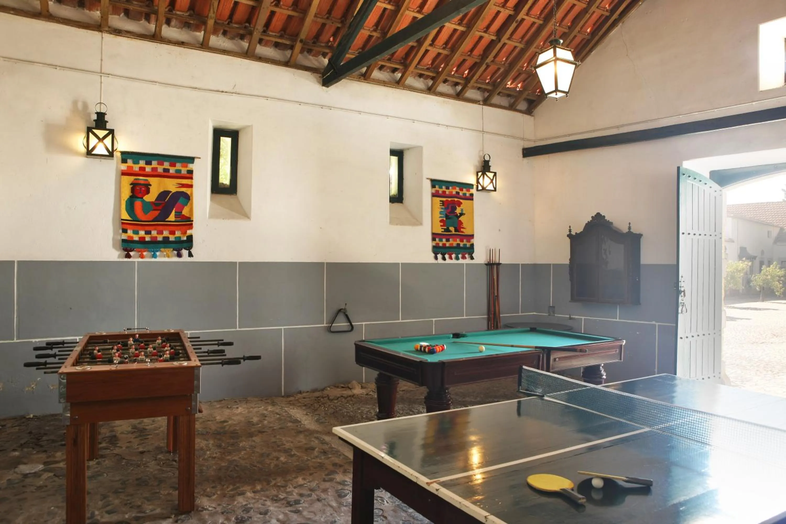 Table tennis in Quinta Da Praia Das Fontes
