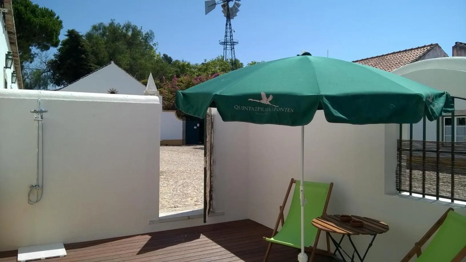 Patio in Quinta Da Praia Das Fontes