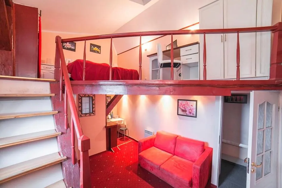 Kitchen or kitchenette in Residence B&B La Fontaine Aparthotel