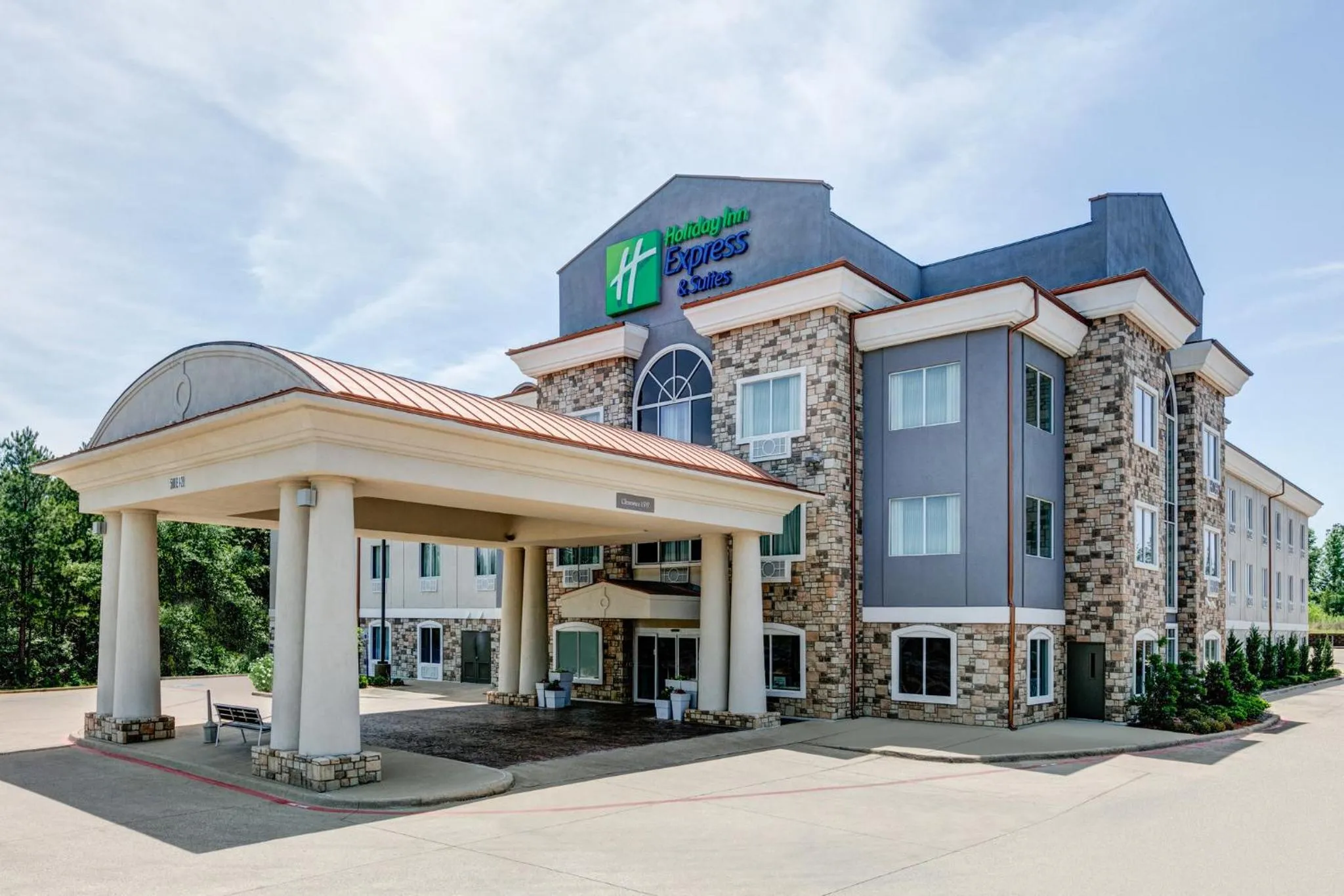 Property building in Holiday Inn Express Hotel & Suites Marshall by IHG