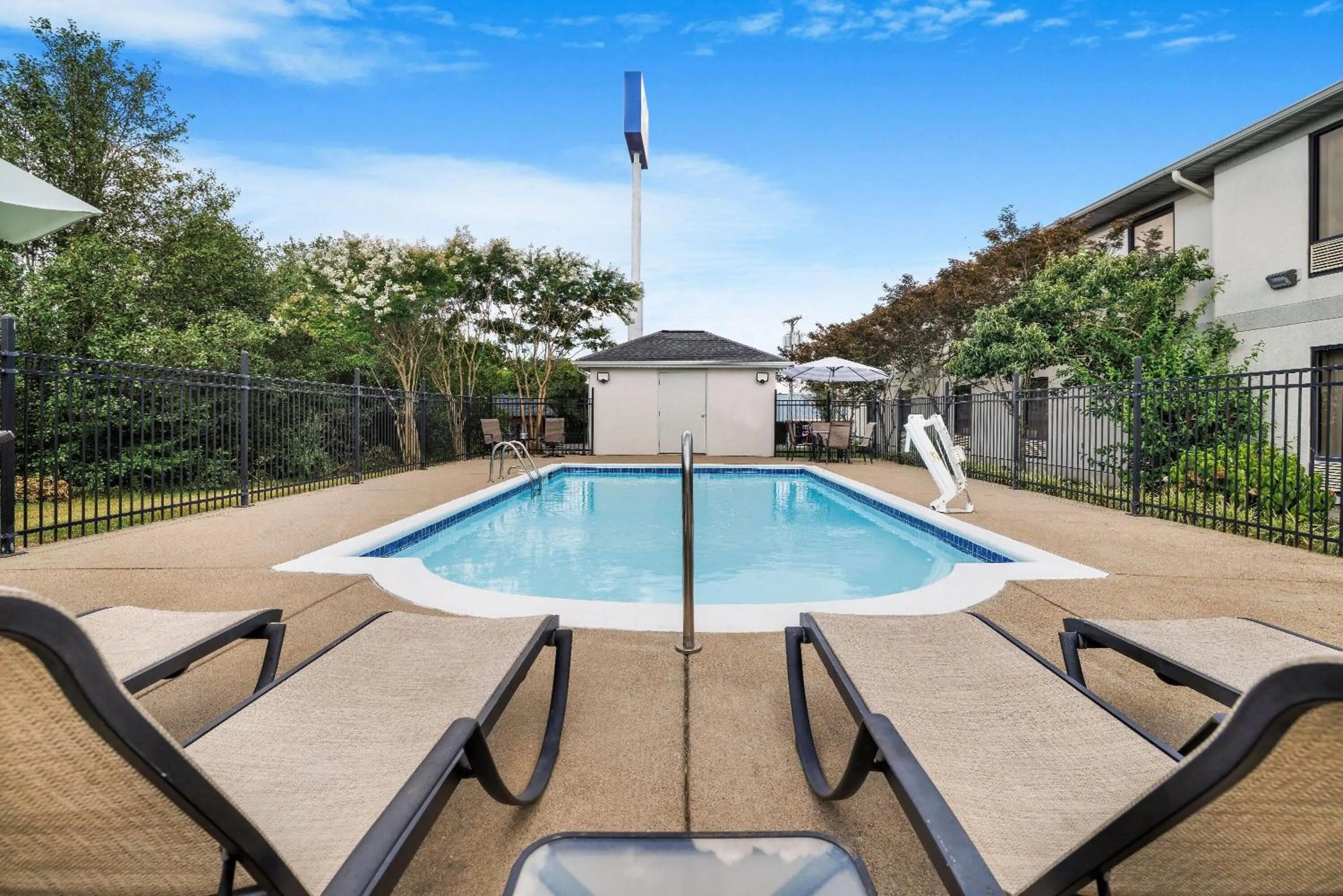 Swimming pool in Baymont by Wyndham Madisonville