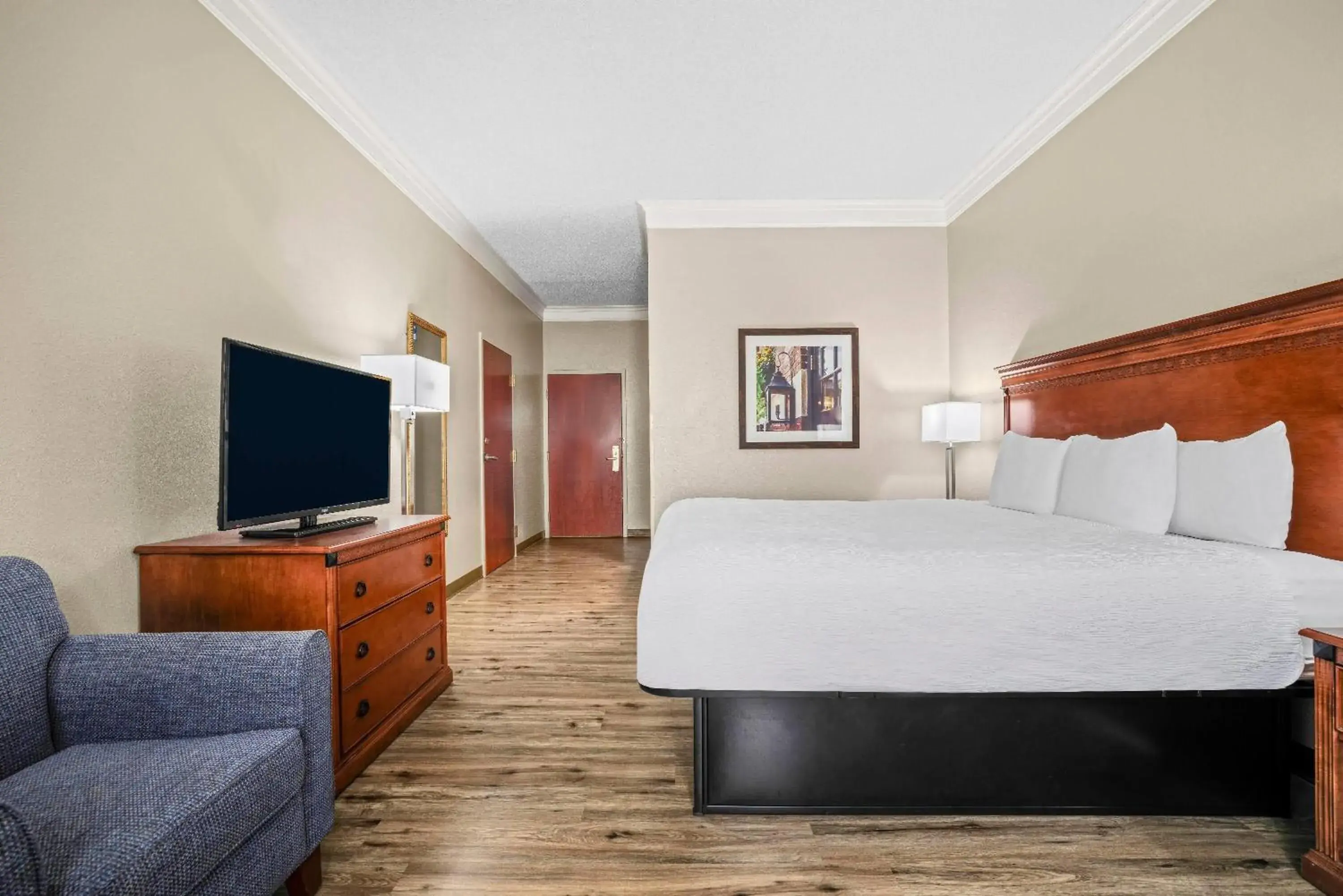 King Room - Disability Access/Non-Smoking in Baymont by Wyndham Madisonville King Room - Disability Access/Non-Smoking in Baymont by Wyndham Madisonville