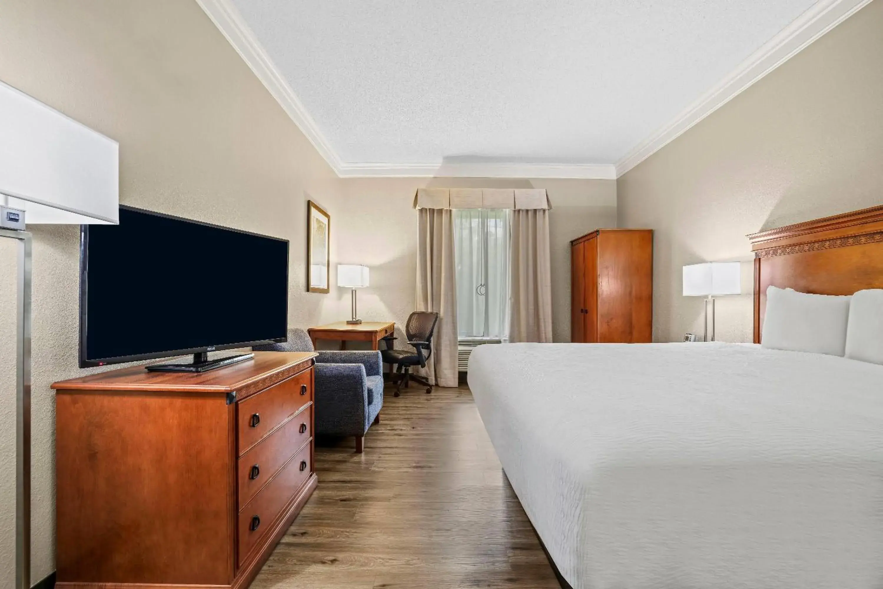 Bed in Baymont by Wyndham Madisonville Bed in Baymont by Wyndham Madisonville