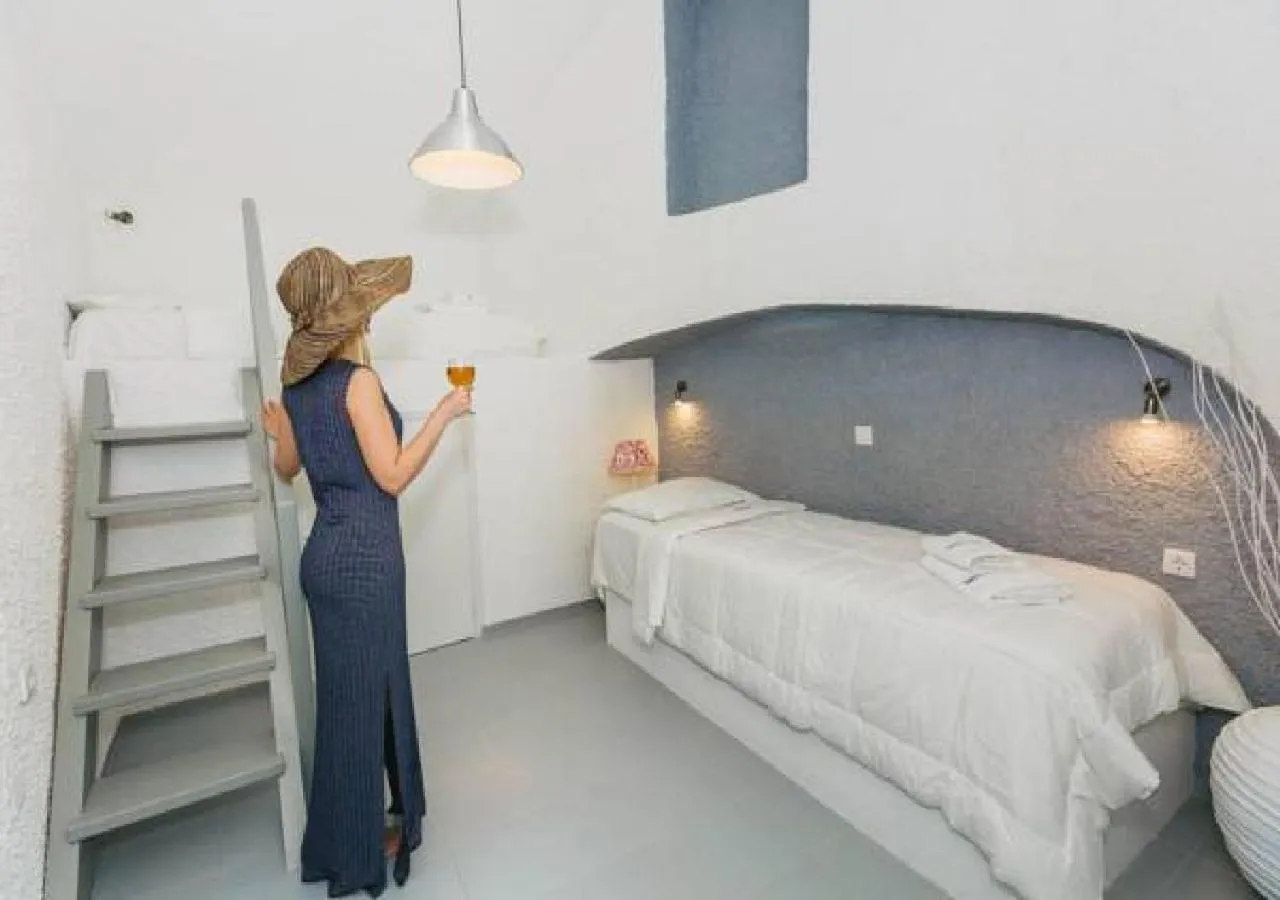 Bedroom in Santoimage house