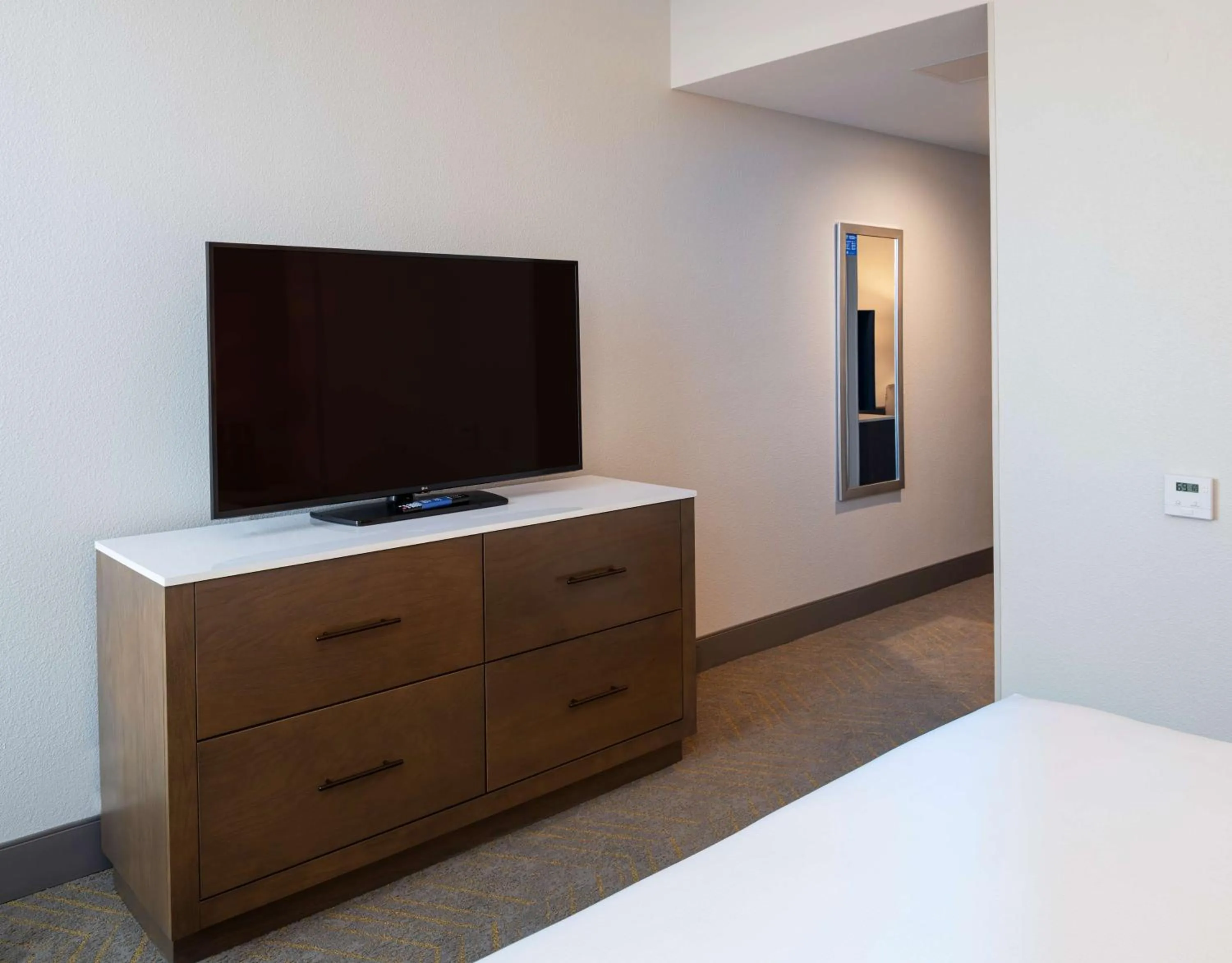 Bedroom in Doubletree By Hilton Madison East