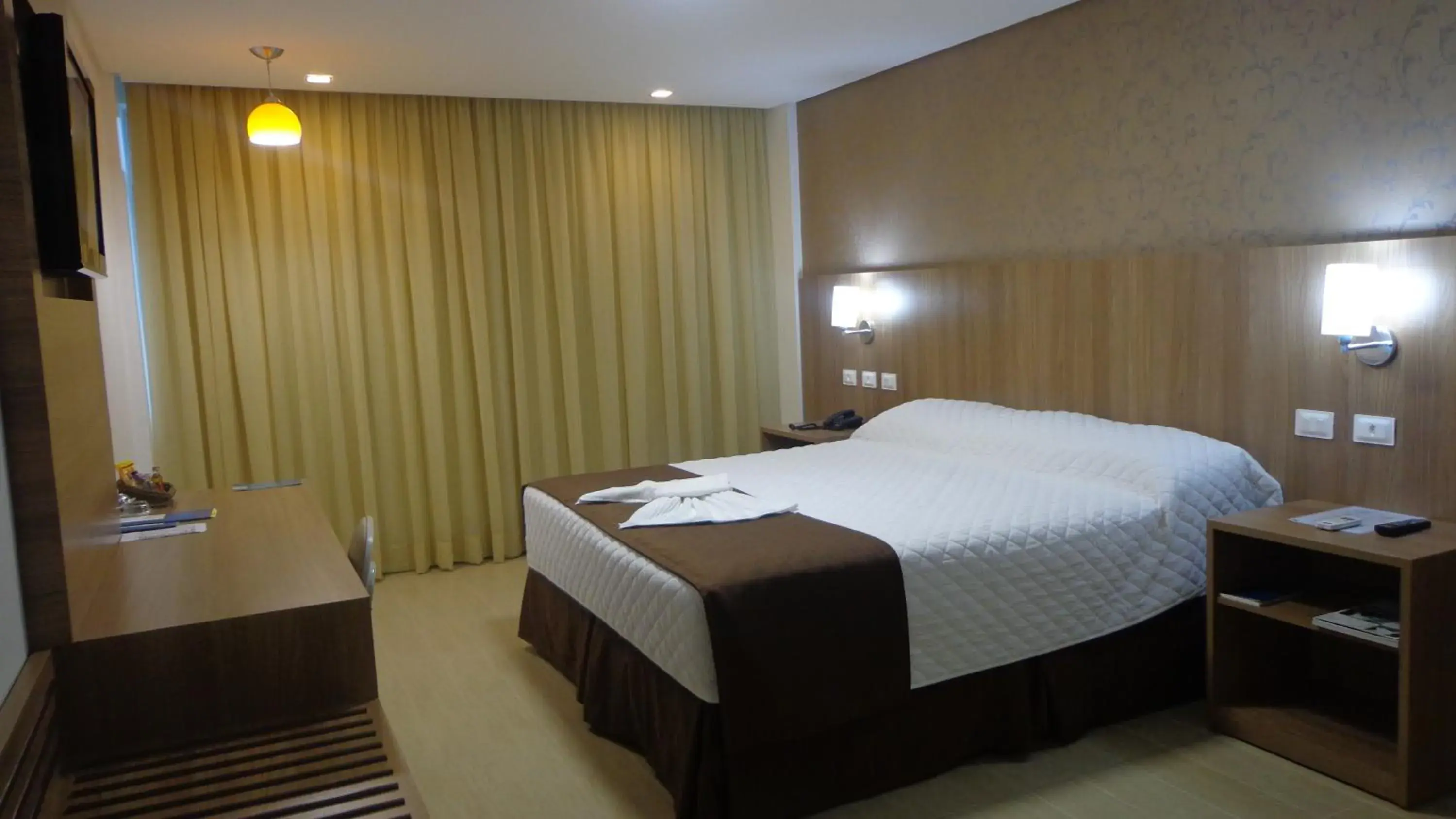 Bed in Foz Presidente Comfort Hotel Bed in Foz Presidente Comfort Hotel