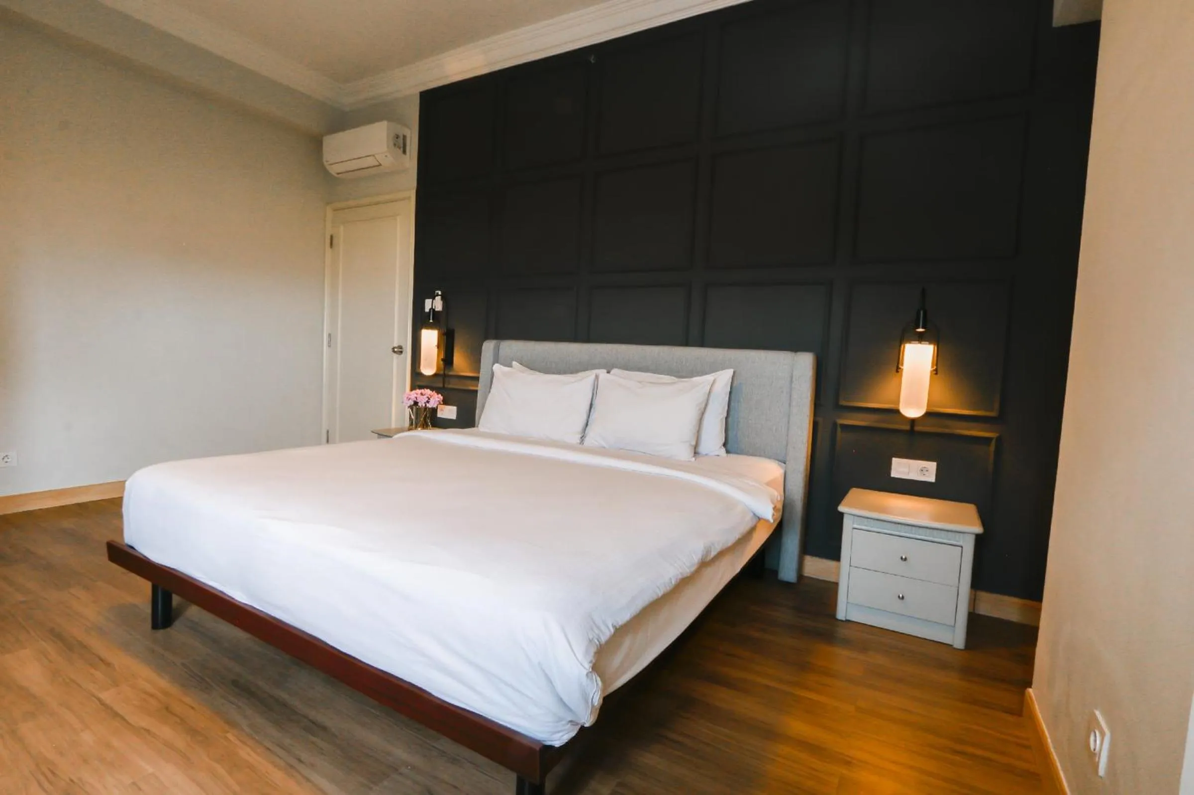 Bedroom, Bed in Java Paragon Hotel & Residences