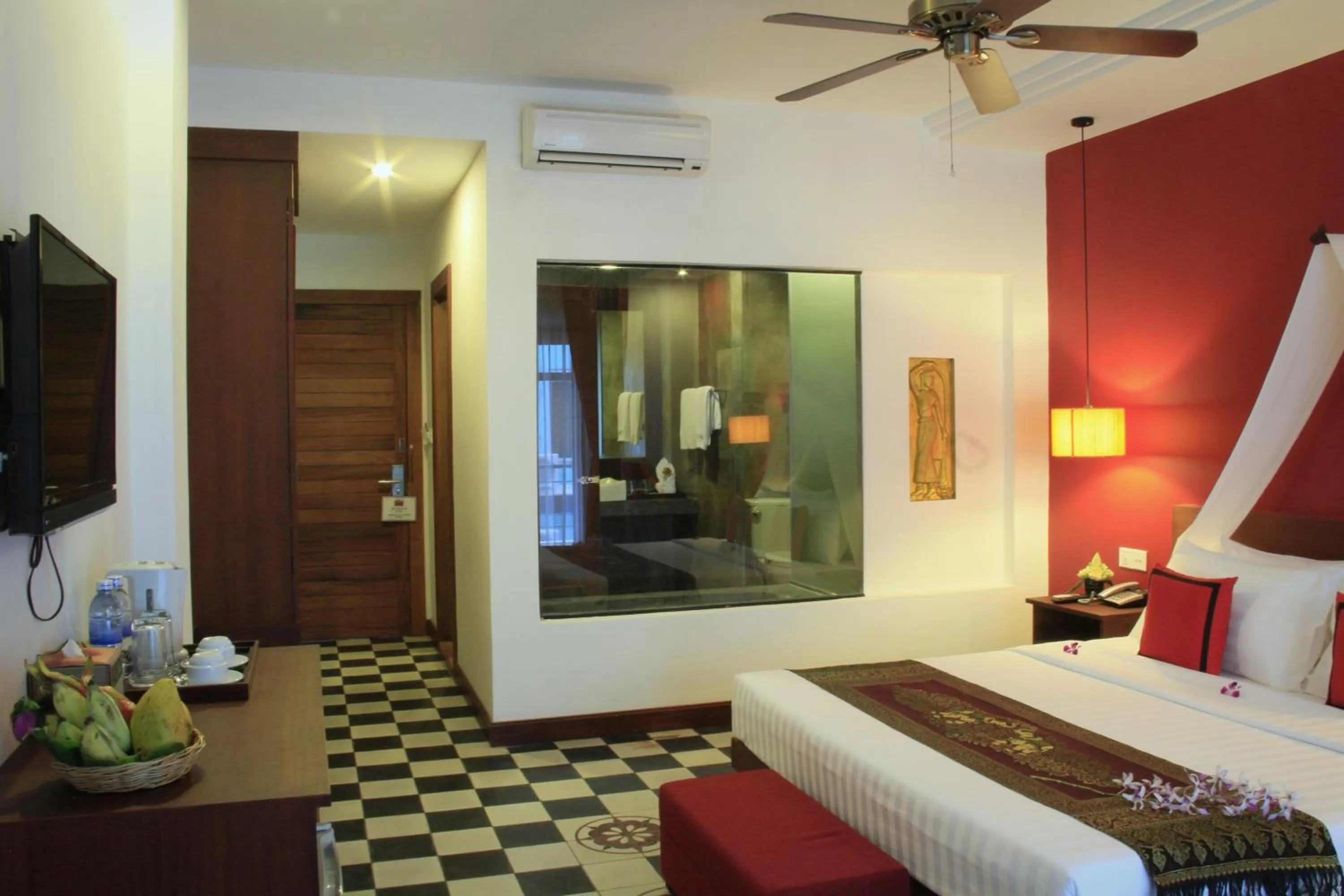 Bedroom, Bed in Mekong Angkor Palace Hotel