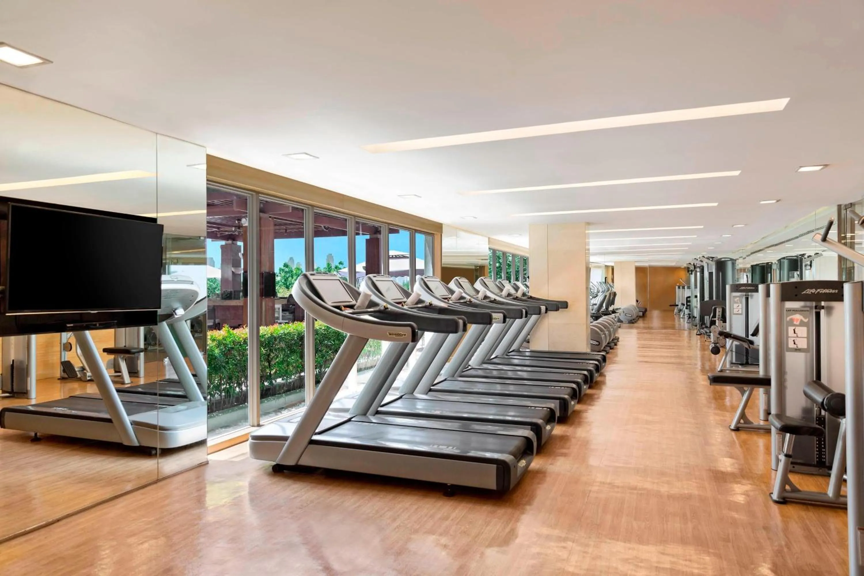 Fitness centre/facilities in Manila Marriott Hotel at Newport World Resorts