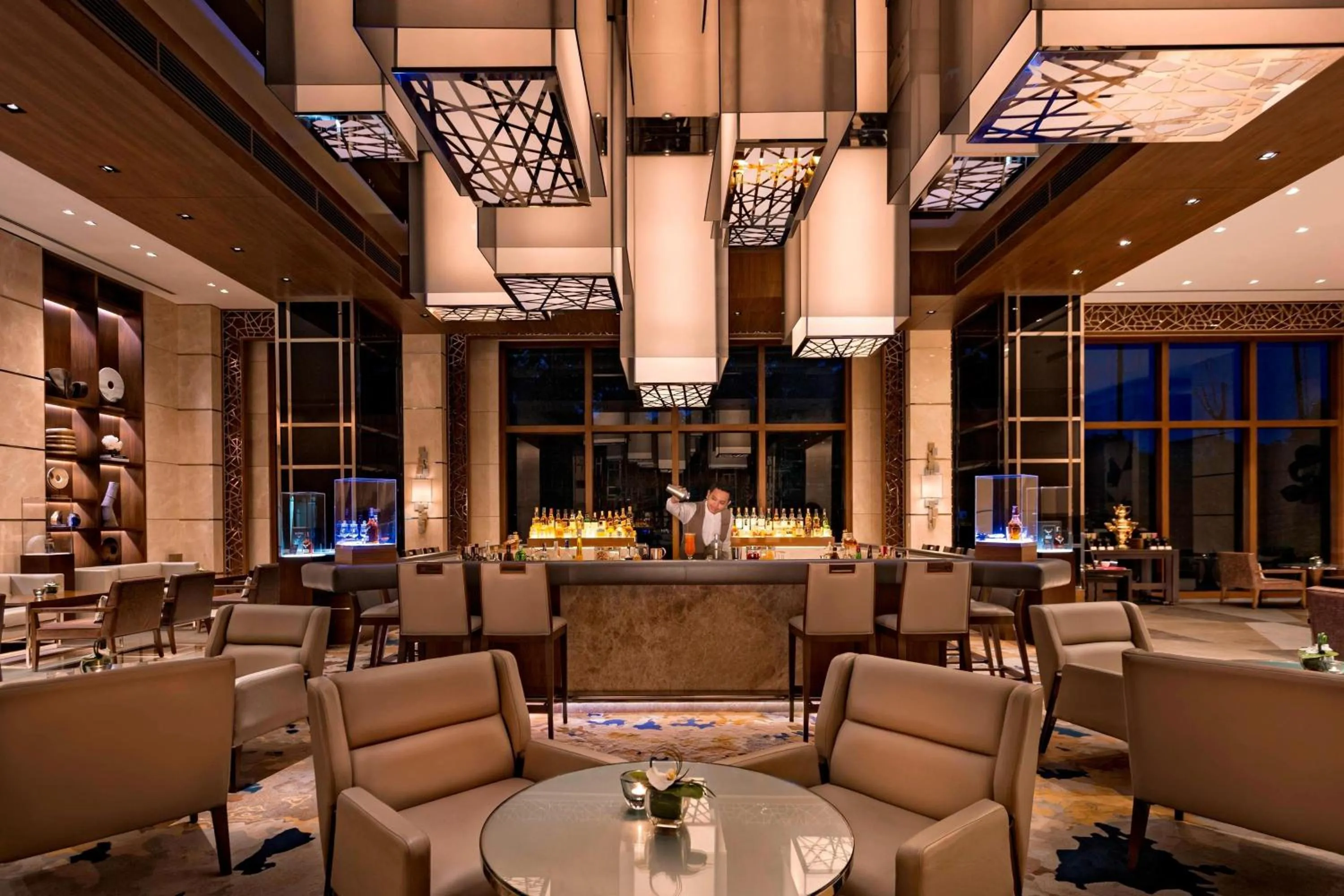 Lounge or bar in Manila Marriott Hotel at Newport World Resorts