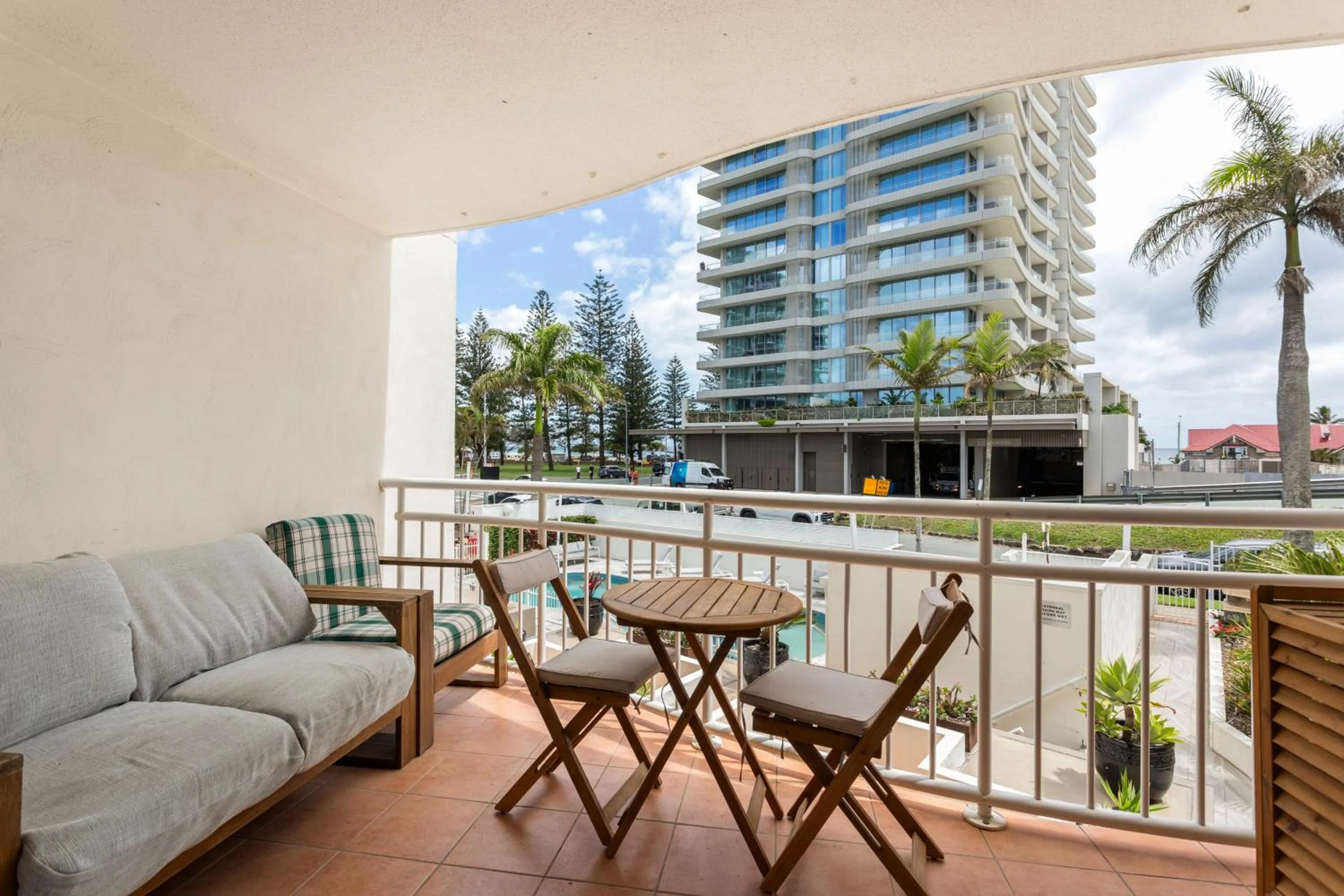 Patio in Kirra Palms Holiday Apartments