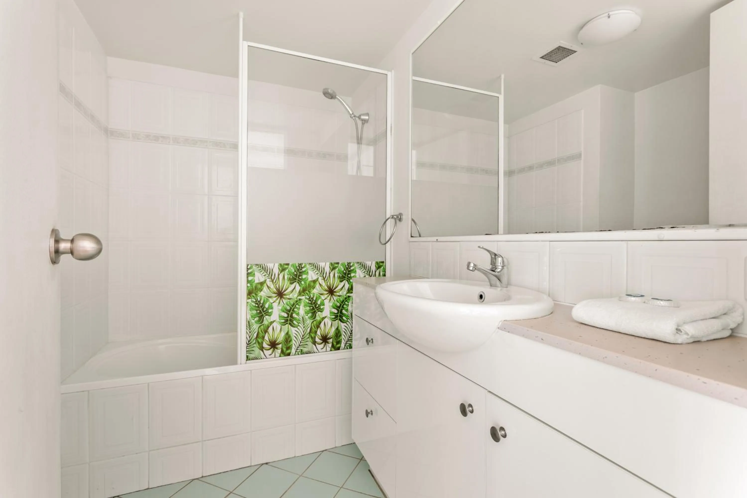 Shower in Kirra Palms Holiday Apartments