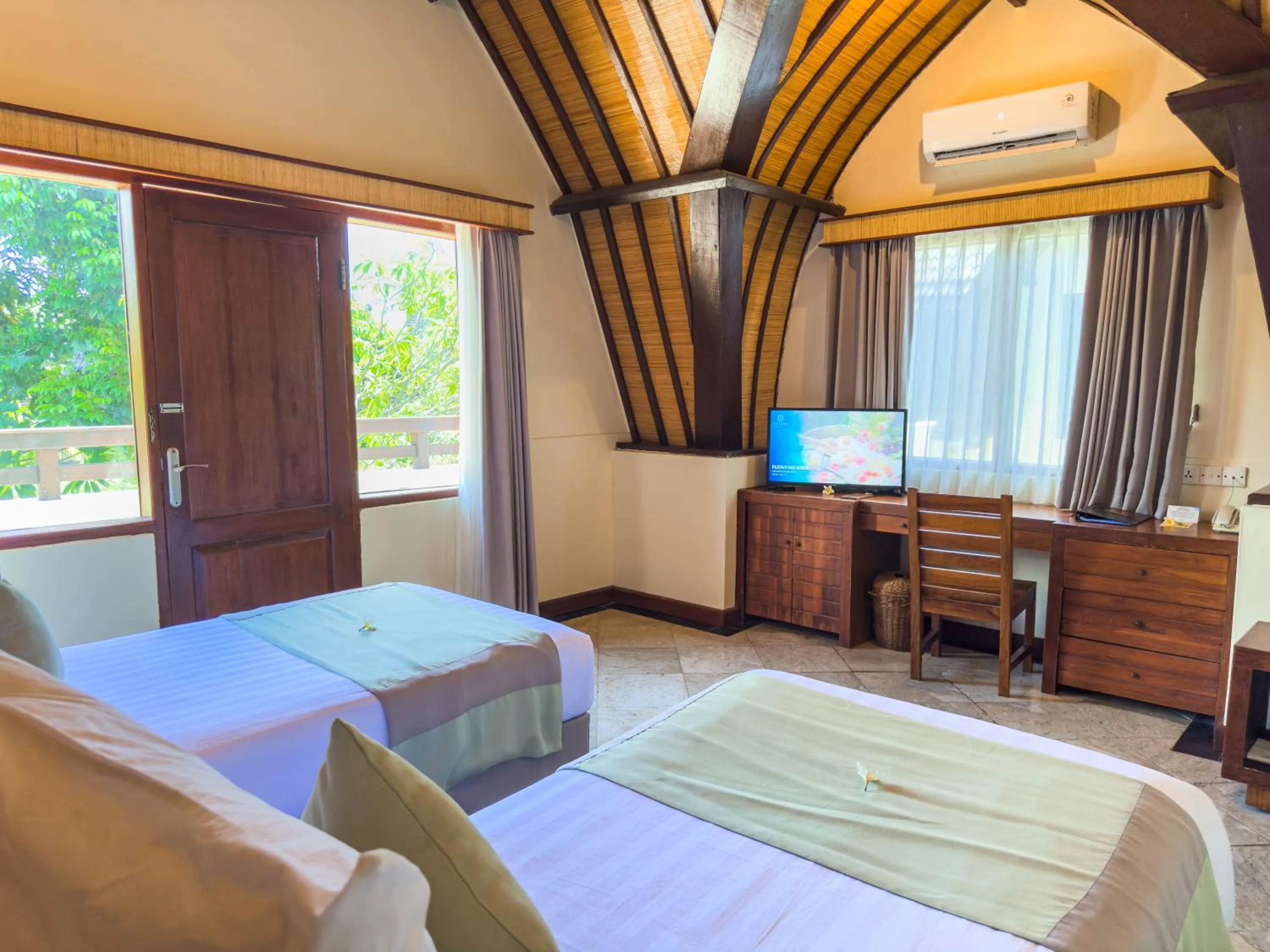 Bedroom, Bed in Vila Ombak