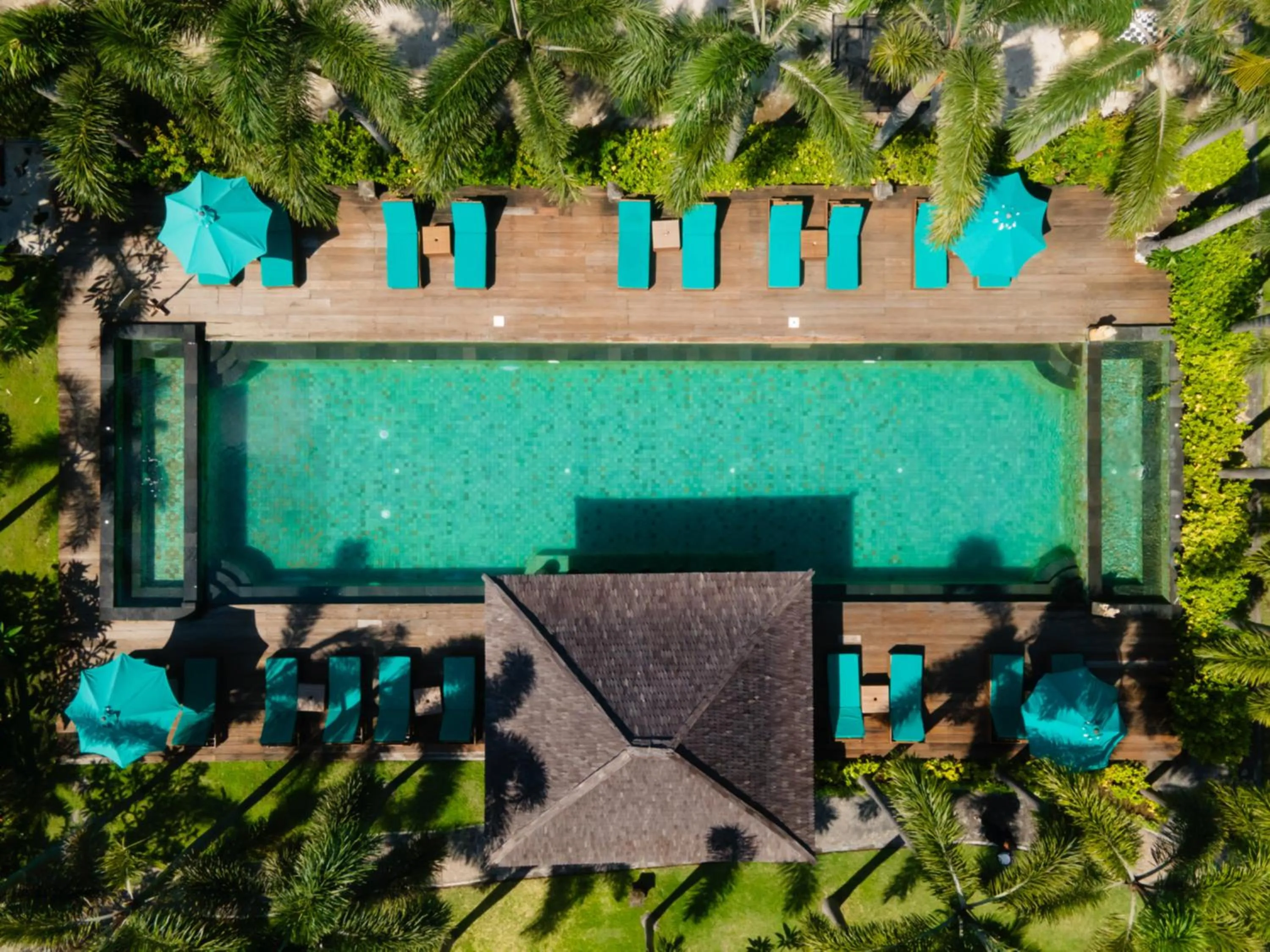 Swimming pool in Vila Ombak
