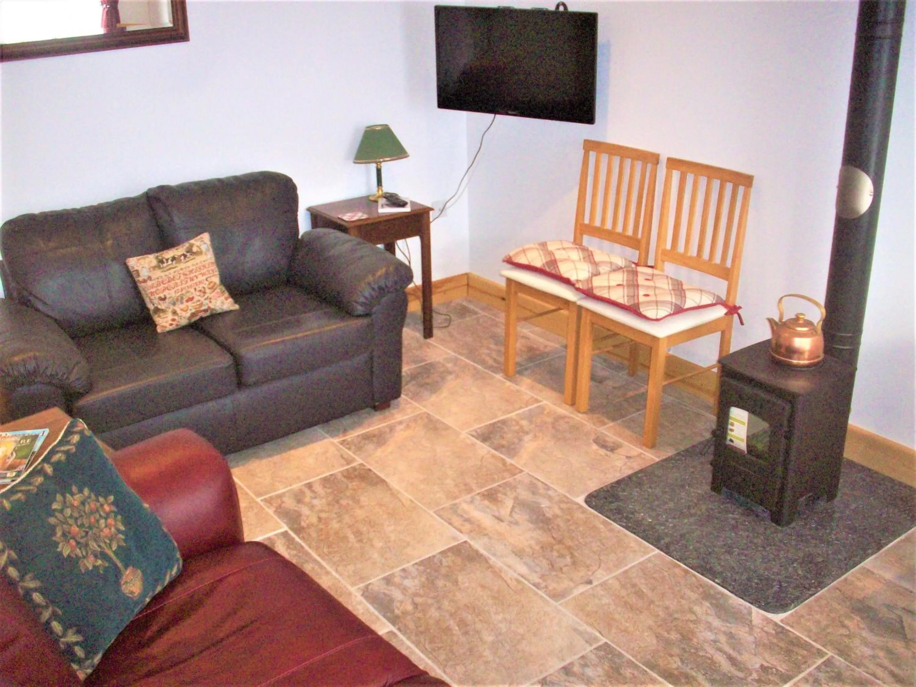 Living room in Homestead Stables