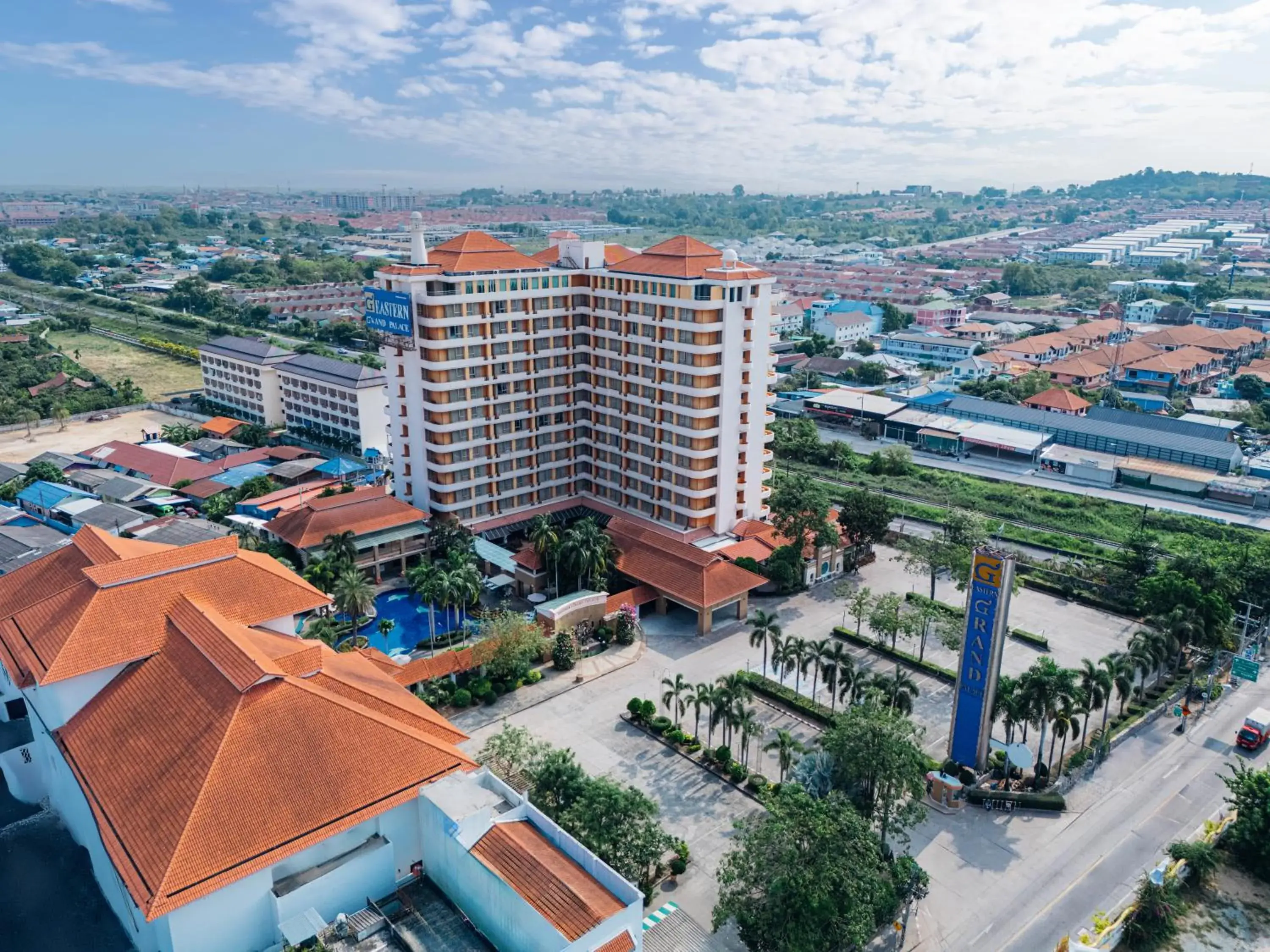 Bird's eye view in Eastern Grand Palace Bird's eye view in Eastern Grand Palace