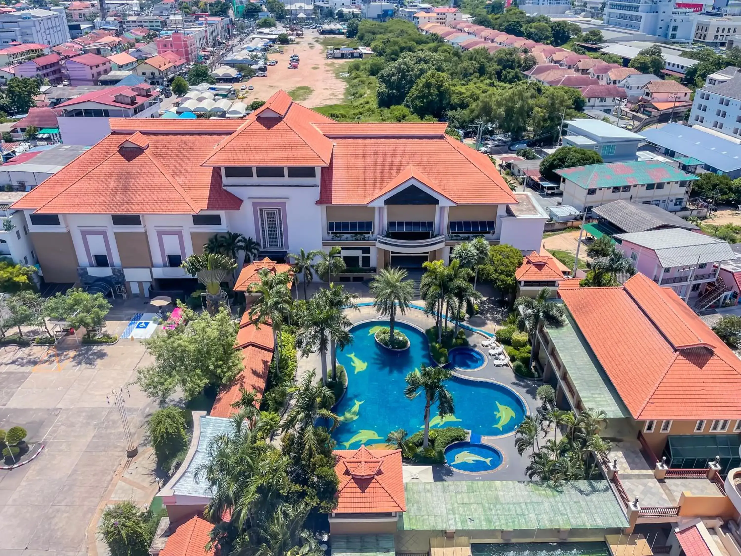 Pool view in Eastern Grand Palace Pool view in Eastern Grand Palace