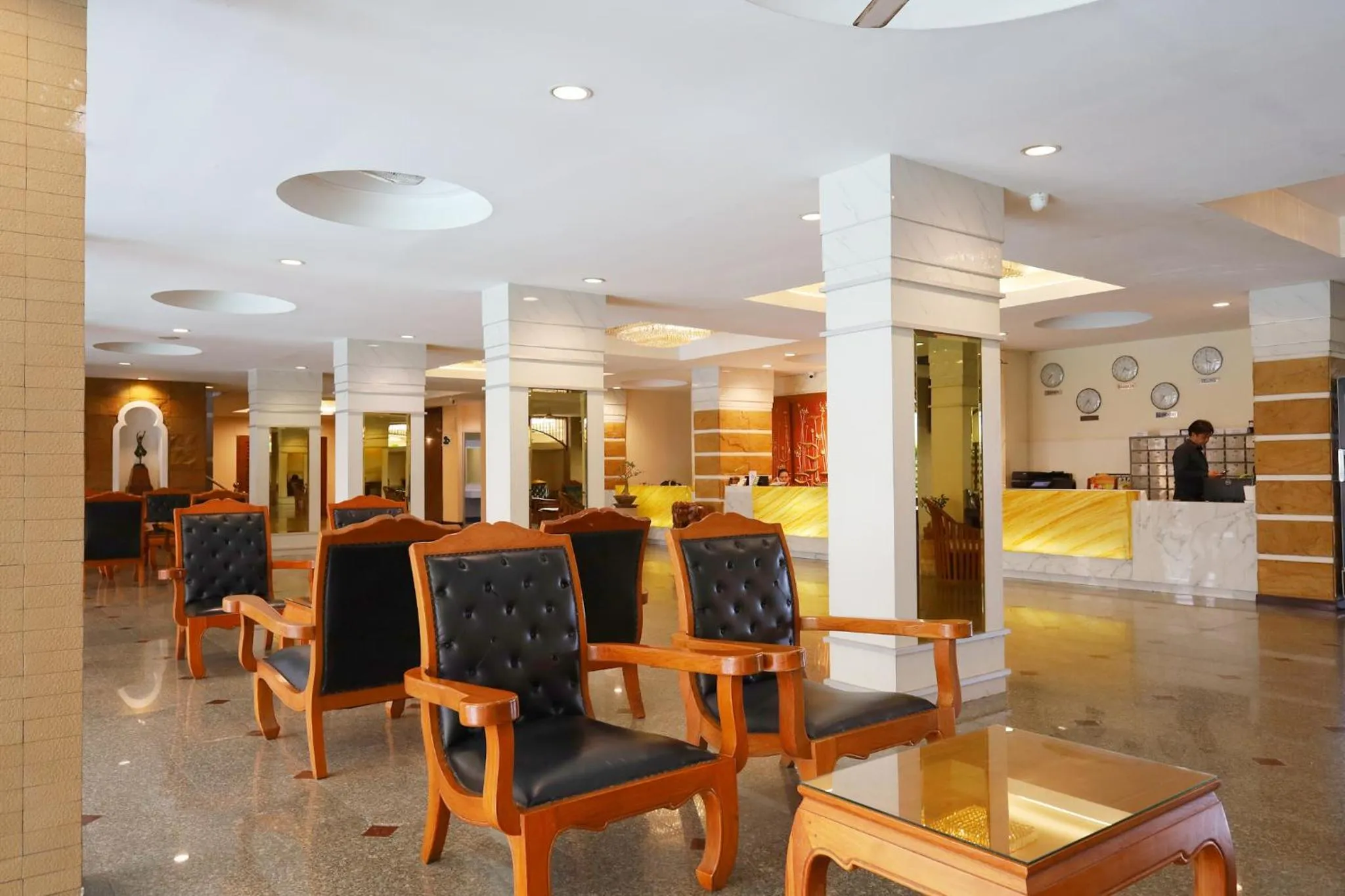 Living room in Eastern Grand Palace