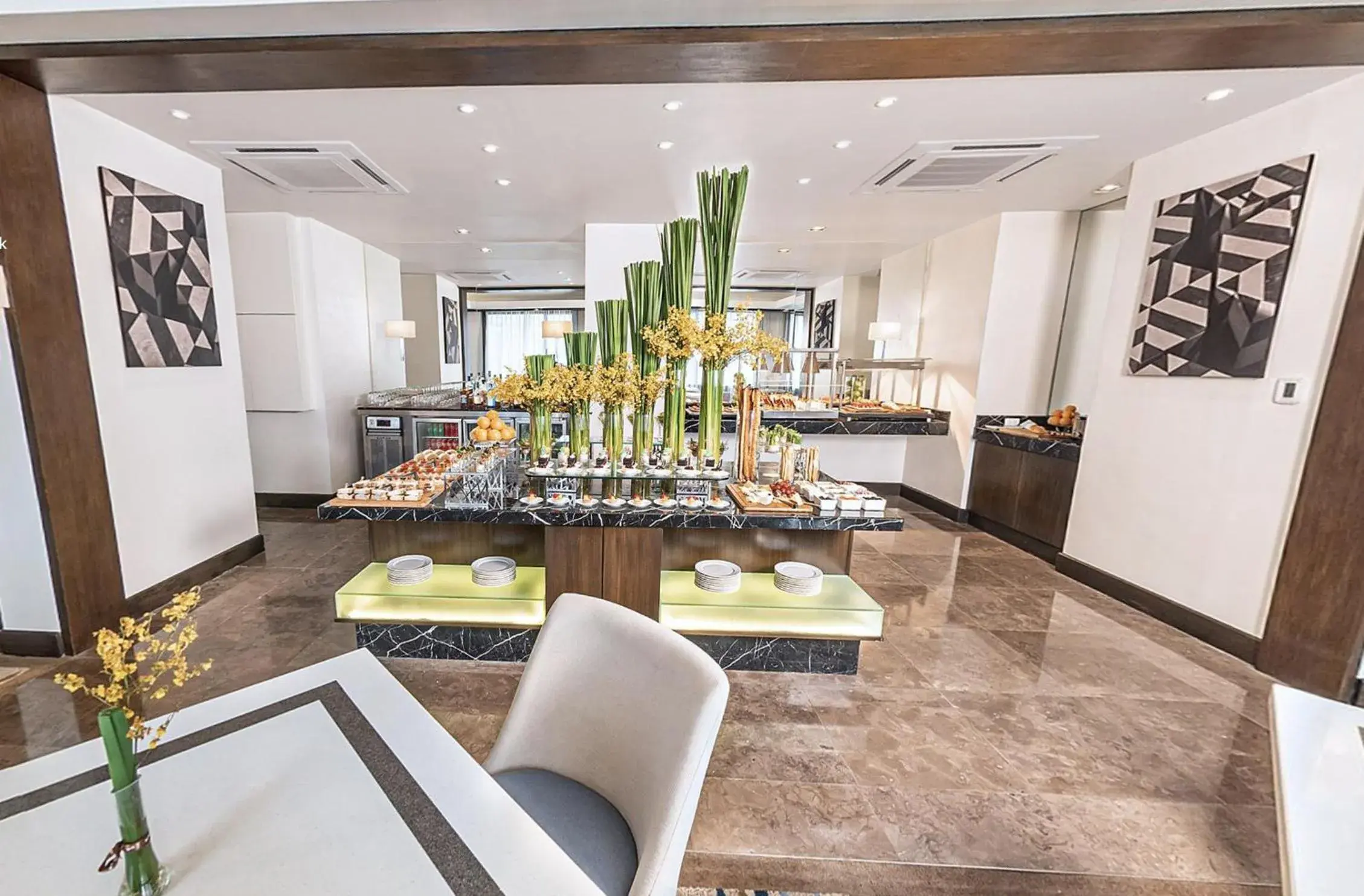 Breakfast in Seda Ayala Center Cebu Breakfast in Seda Ayala Center Cebu