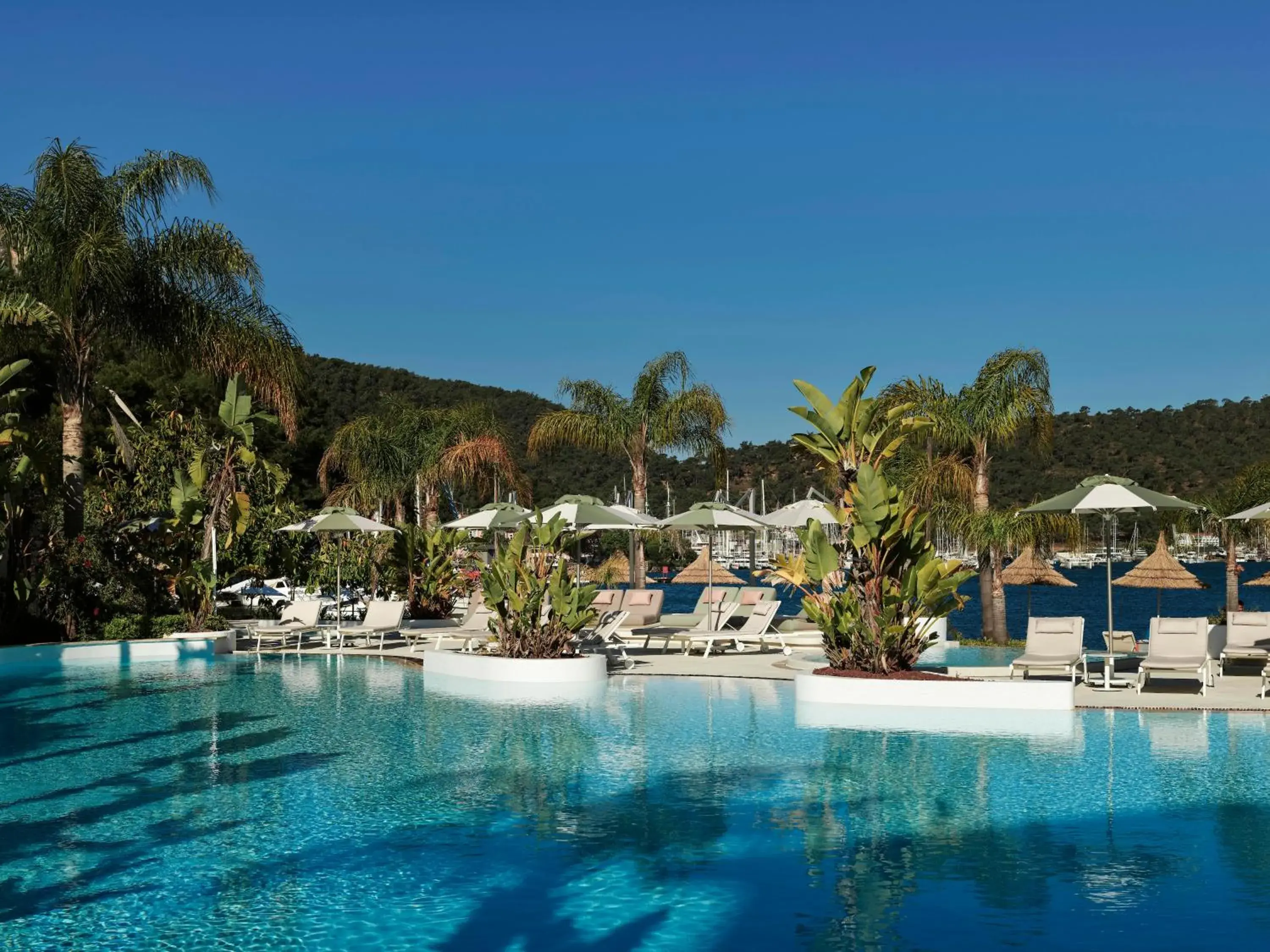 Pool view in Yacht Classic Hotel - Boutique Class Pool view in Yacht Classic Hotel - Boutique Class