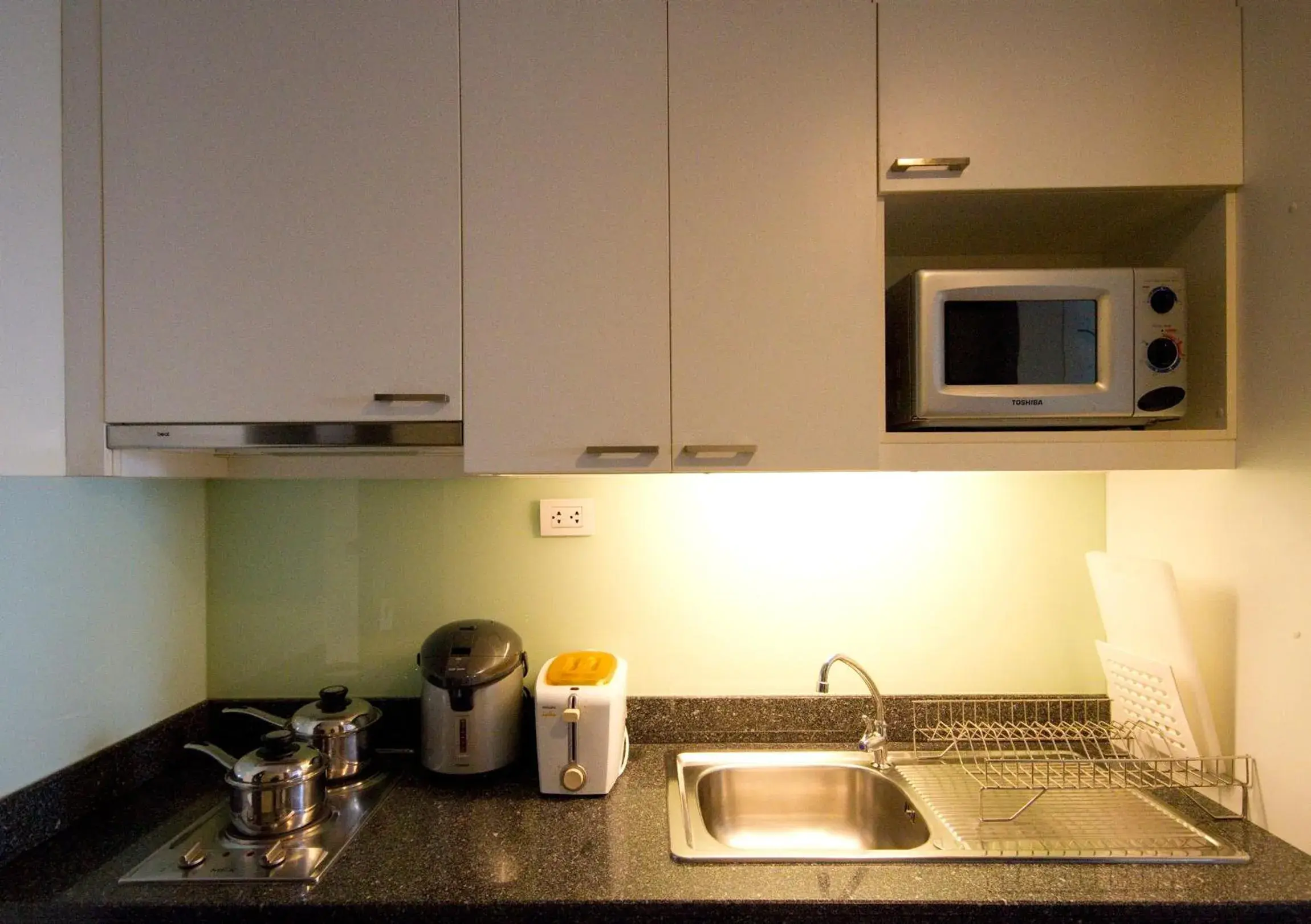 Coffee/tea facilities in Cape Racha Hotel Coffee/tea facilities in Cape Racha Hotel