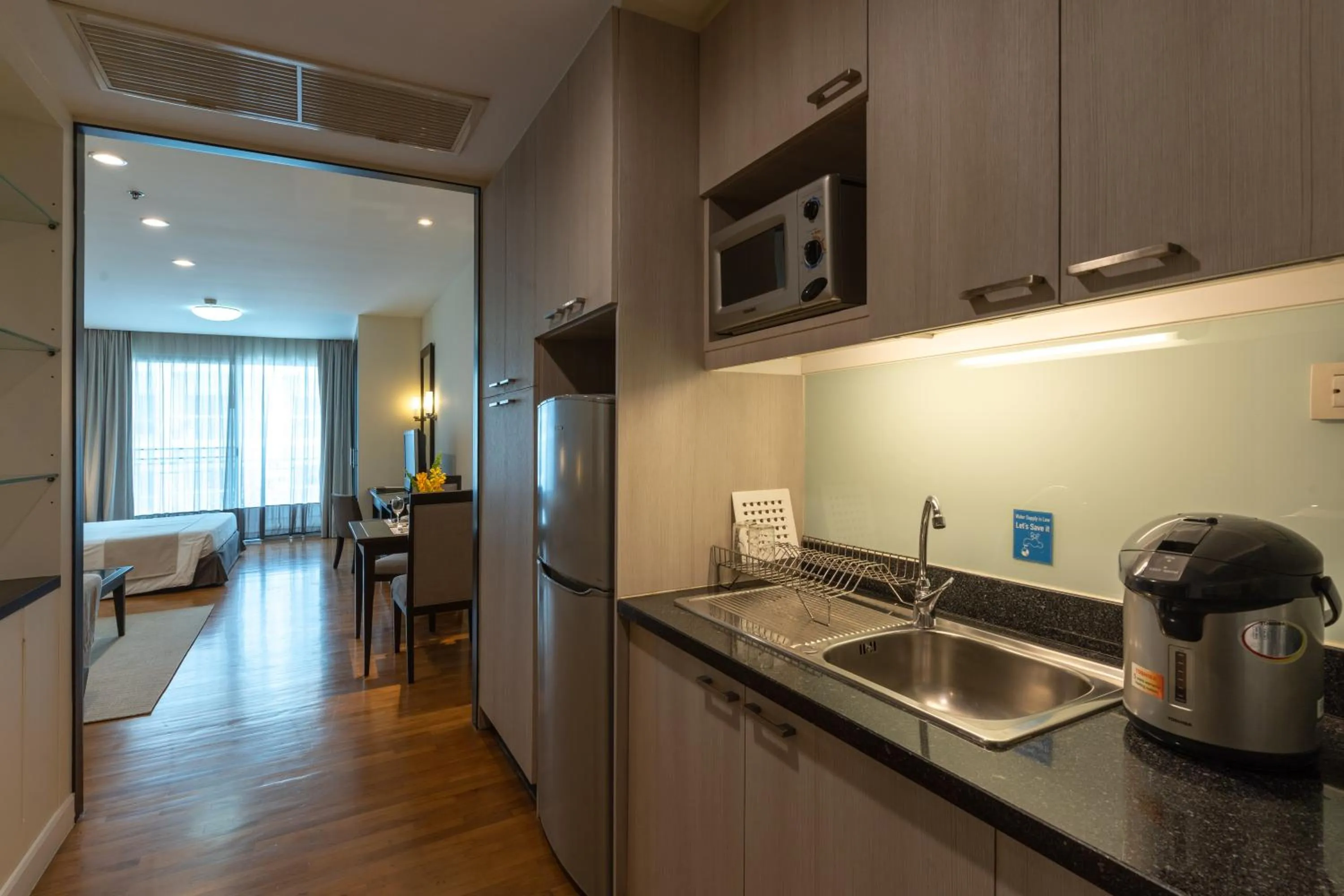 Kitchen or kitchenette in Cape Racha Hotel